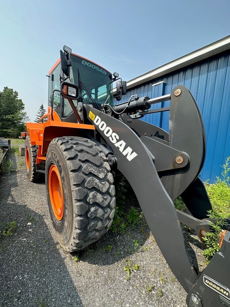 2021 Doosan DL200-5