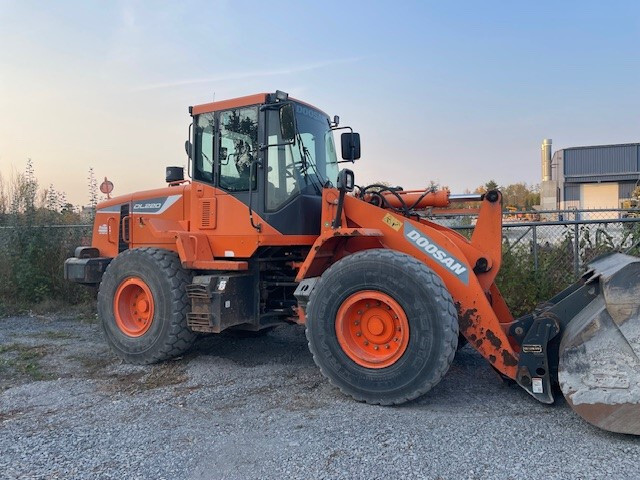 2016 Doosan DL220-5