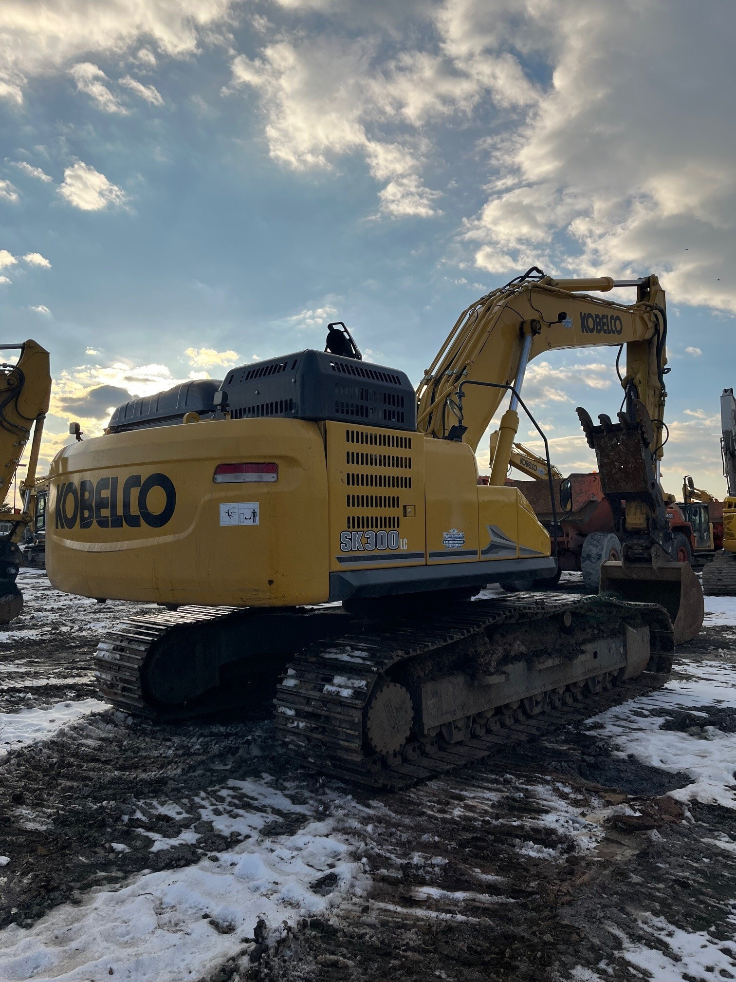 2023 Kobelco SK300LC-11