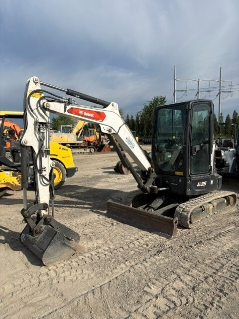 2023 Bobcat E35 (25HP, LONG-ARM)