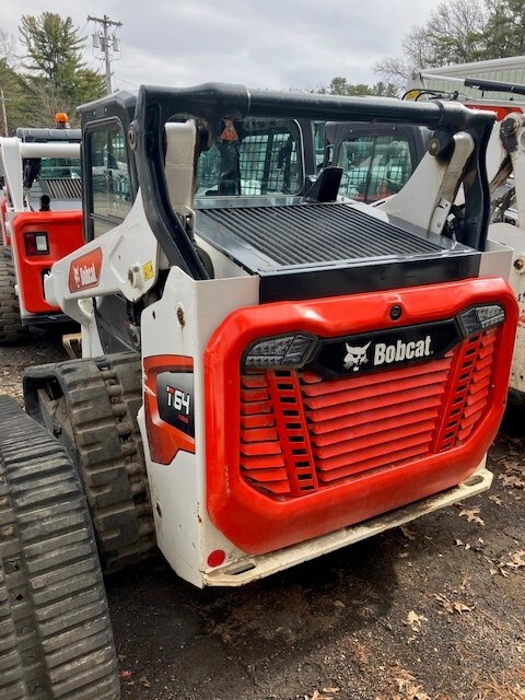 2023 Bobcat T64