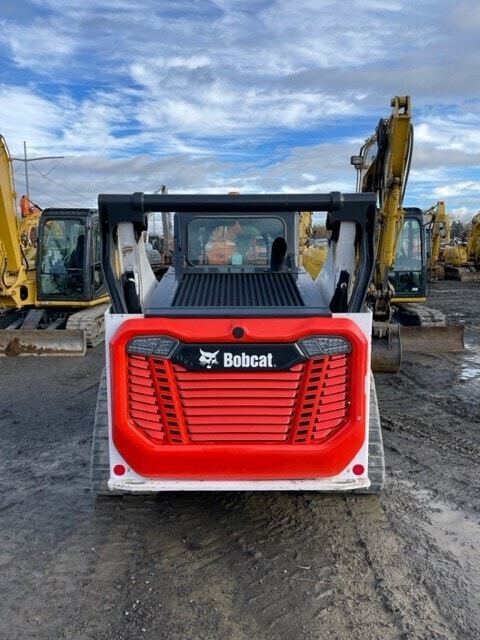 2022 Bobcat T76