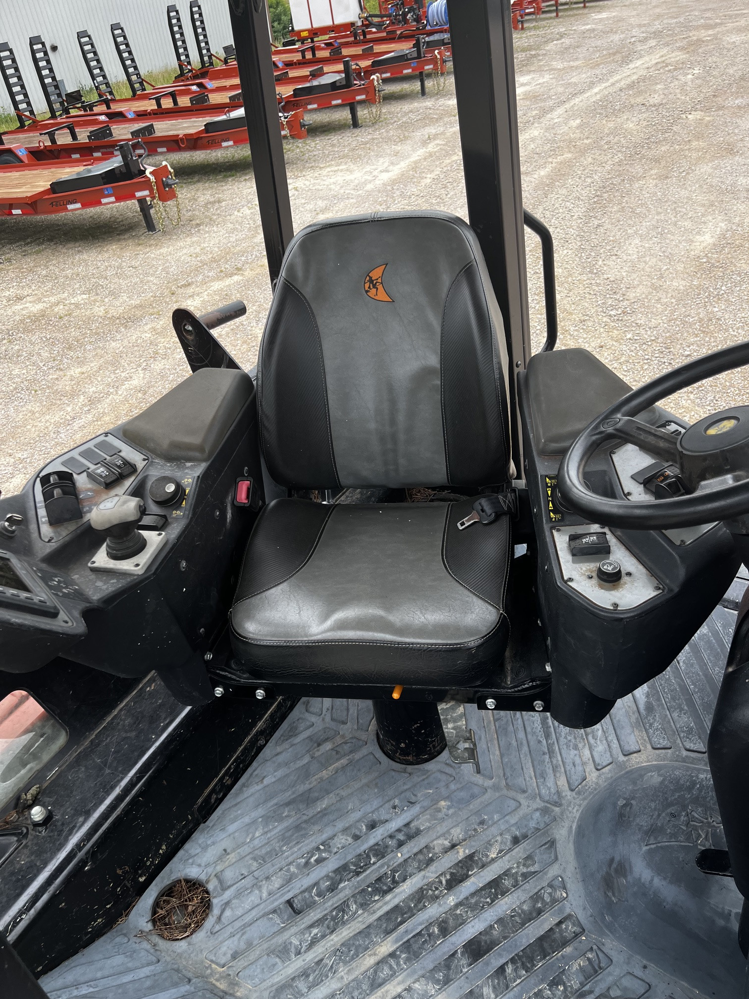 2020 Ditch Witch RT125 QUAD PLOW, REEL CARRIER, REEL WINDER, VERY GOOD CONDITION. ONE OWNER.