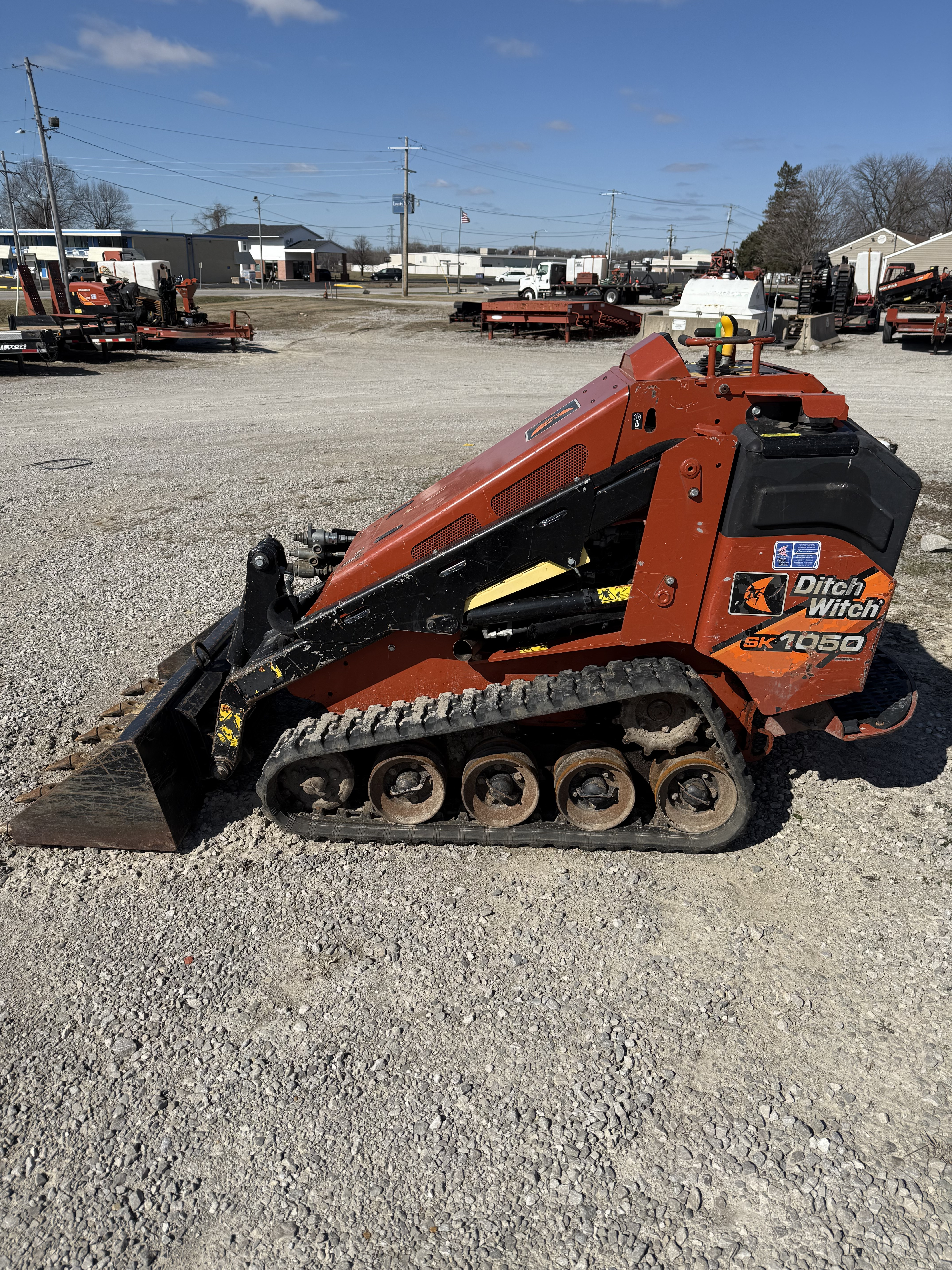 2018 Ditch Witch SK1050 with 44 in. tooth bucket. Good working condition.