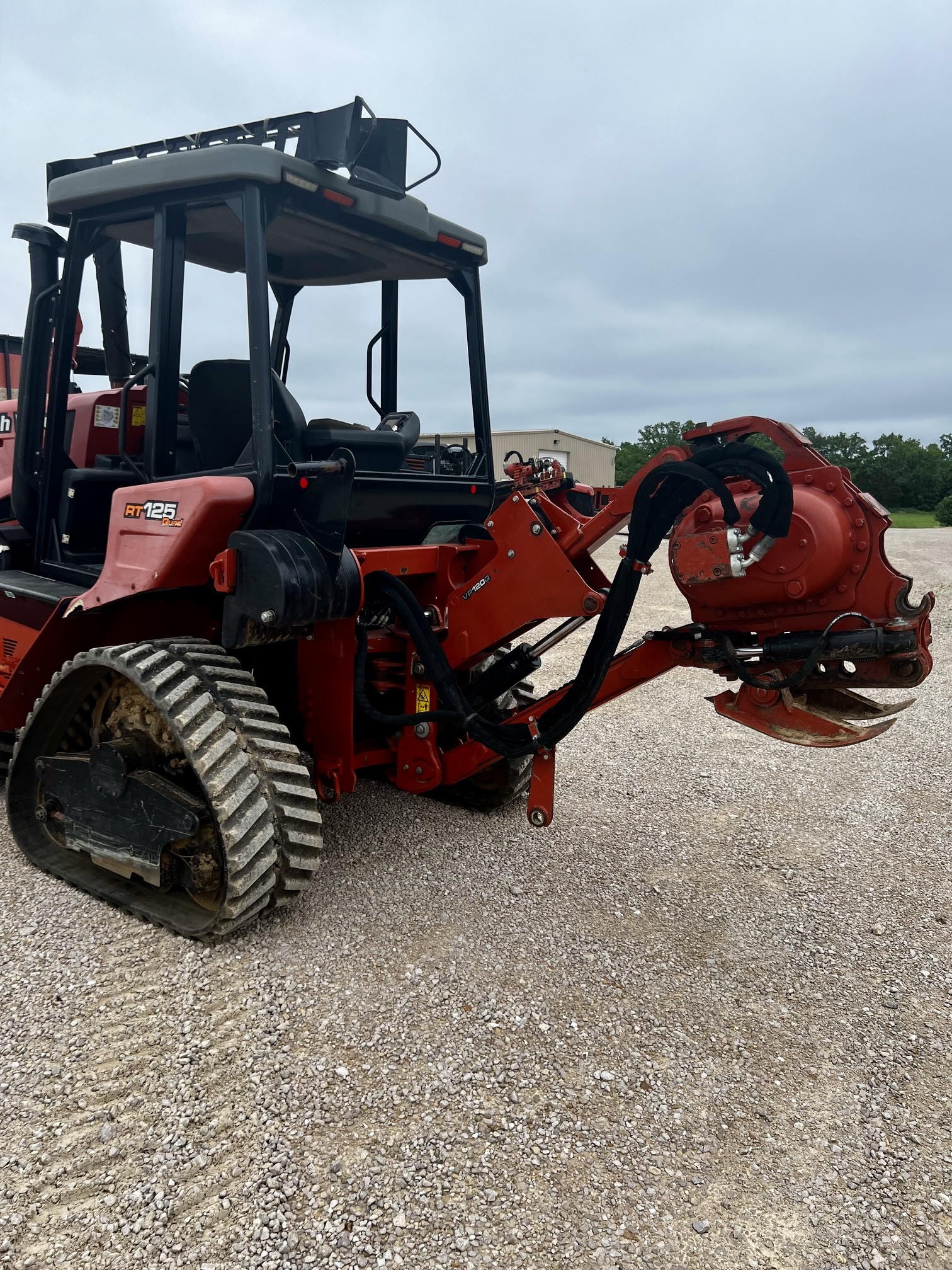 2020 Ditch Witch RT125 QUAD PLOW, REEL CARRIER, REEL WINDER, VERY GOOD CONDITION. ONE OWNER.
