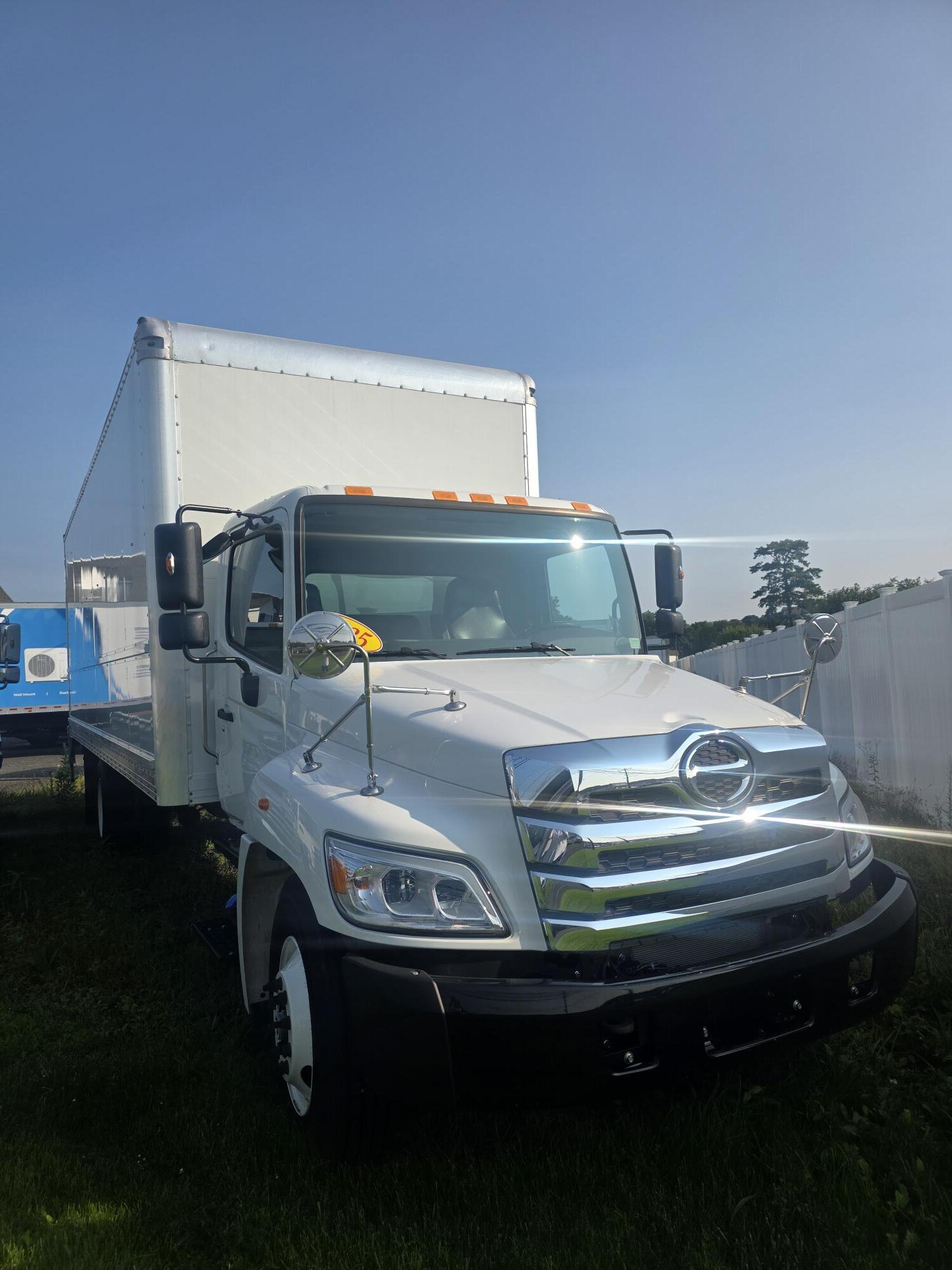 2025 Hino HINO L7