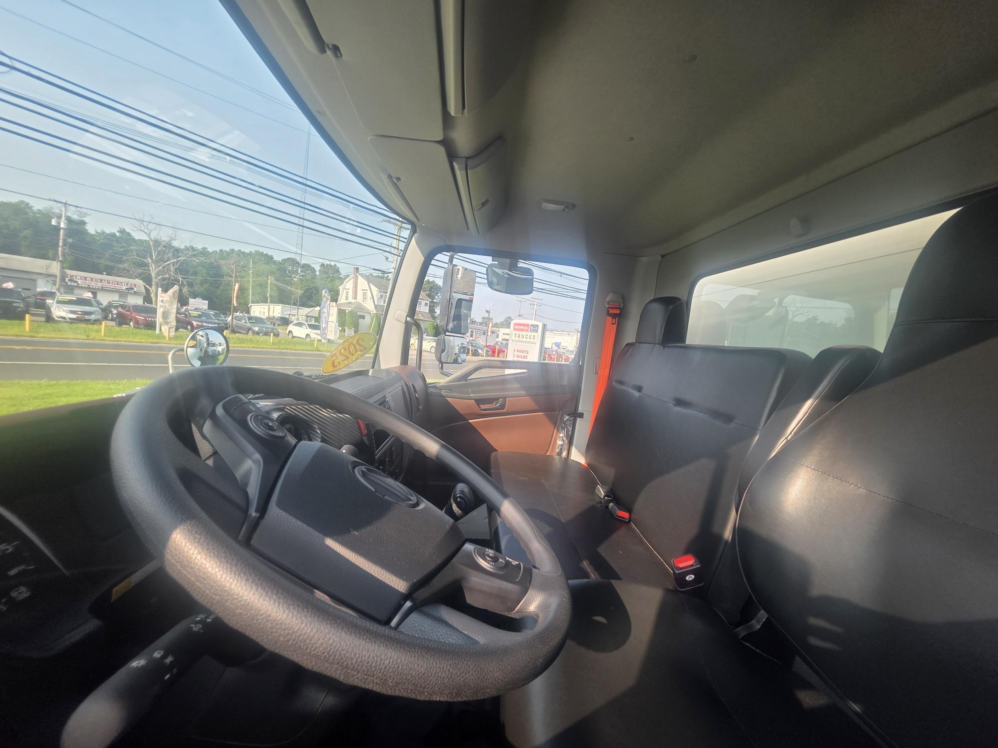 2025 Hino HINO L7