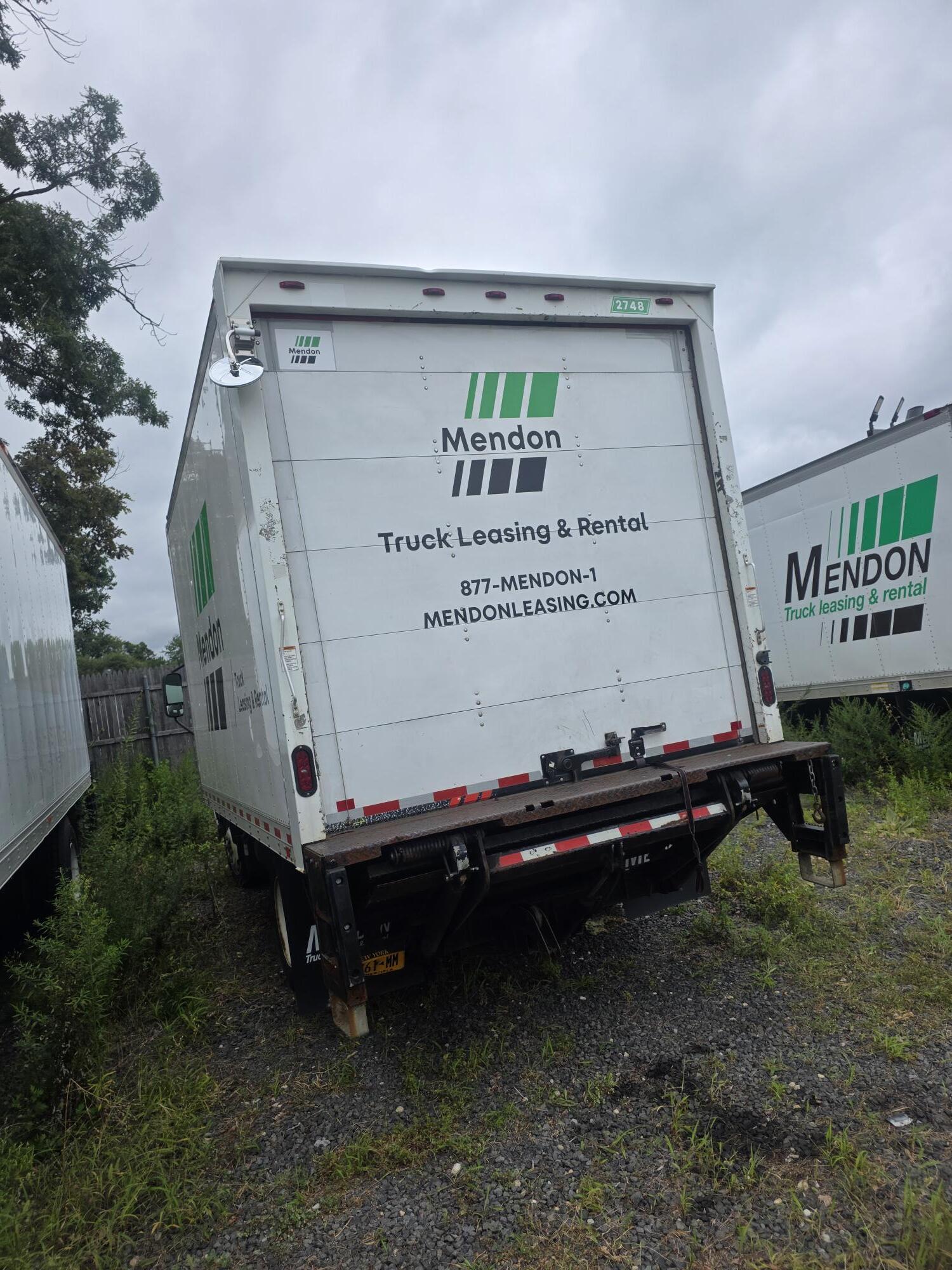 2020 Hino 195