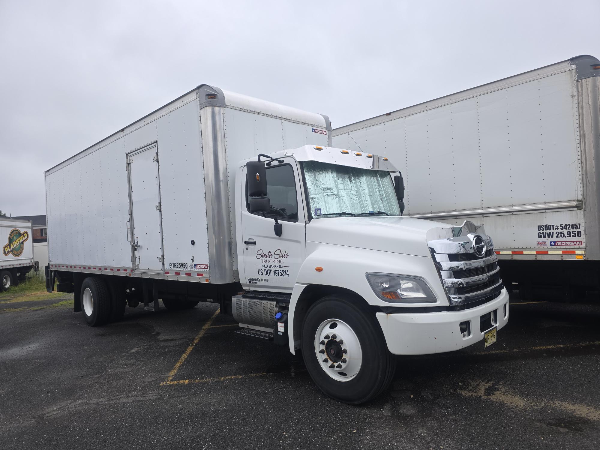2016 Hino HINO 338