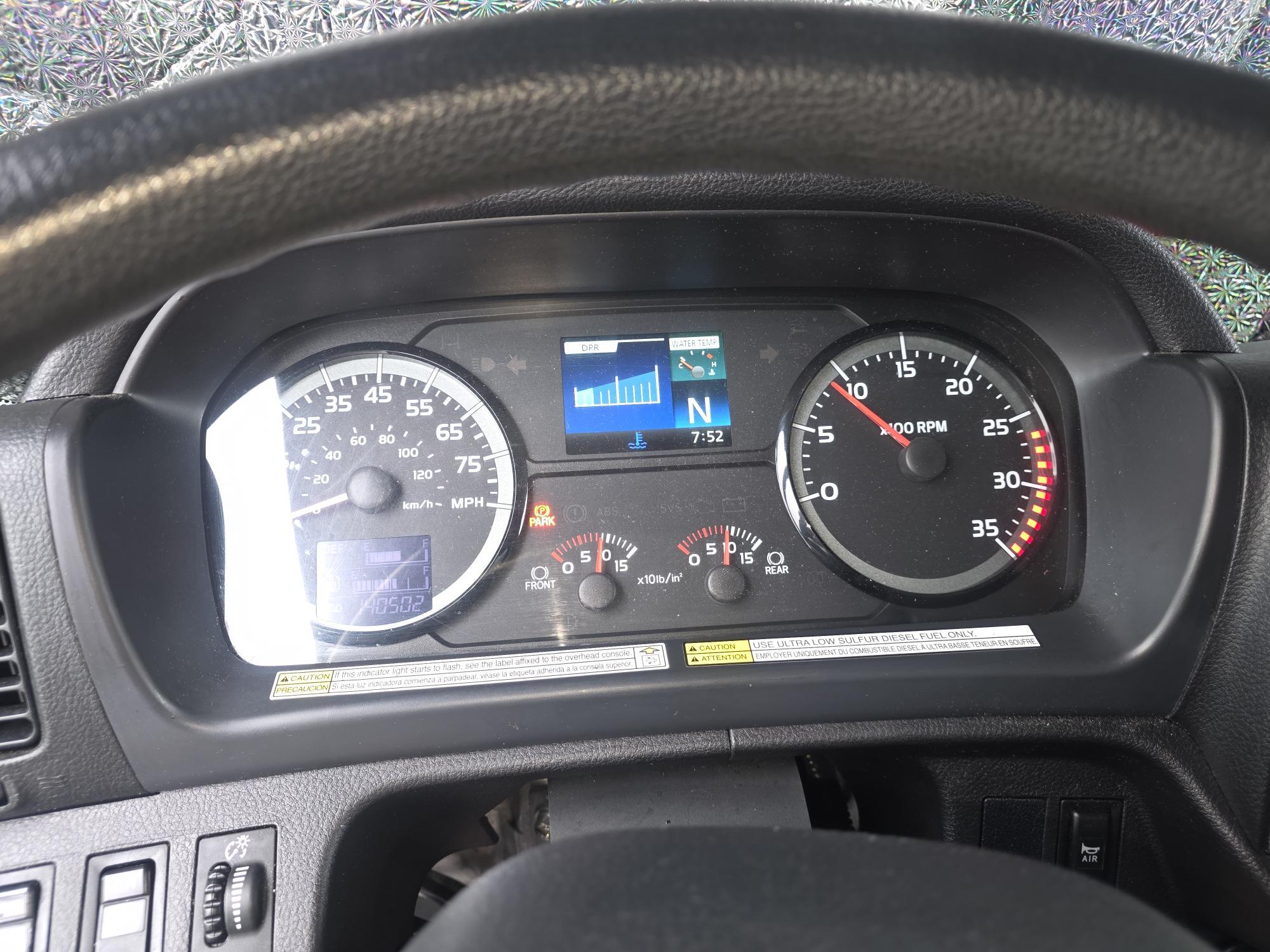 2016 Hino HINO 338
