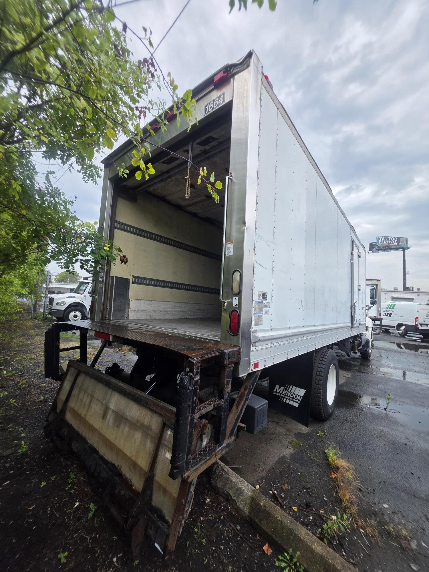 2015 Hino 258/268