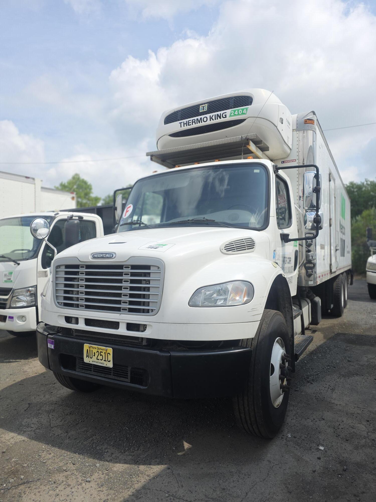 Photo of 2018 Freightliner BUSINESS CLASS M2 106
