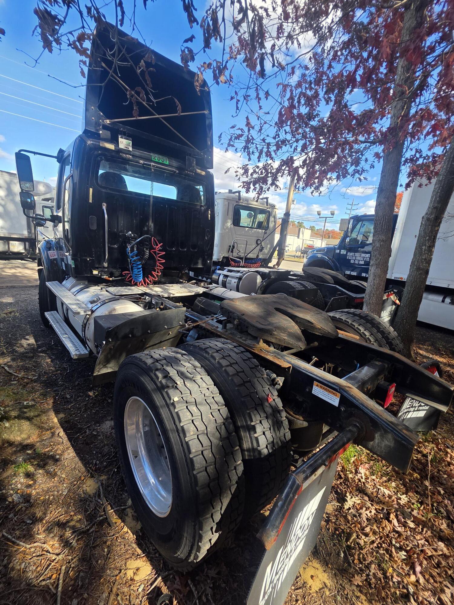 2017 Freightliner T1