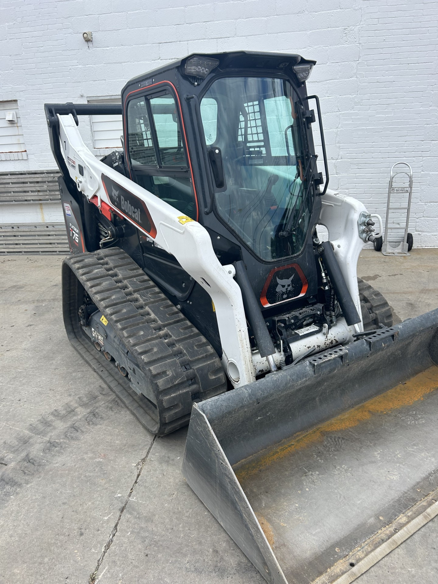 2024 Bobcat T76