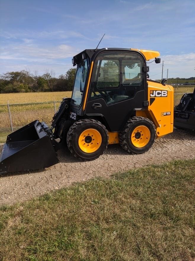 2025 JCB 215