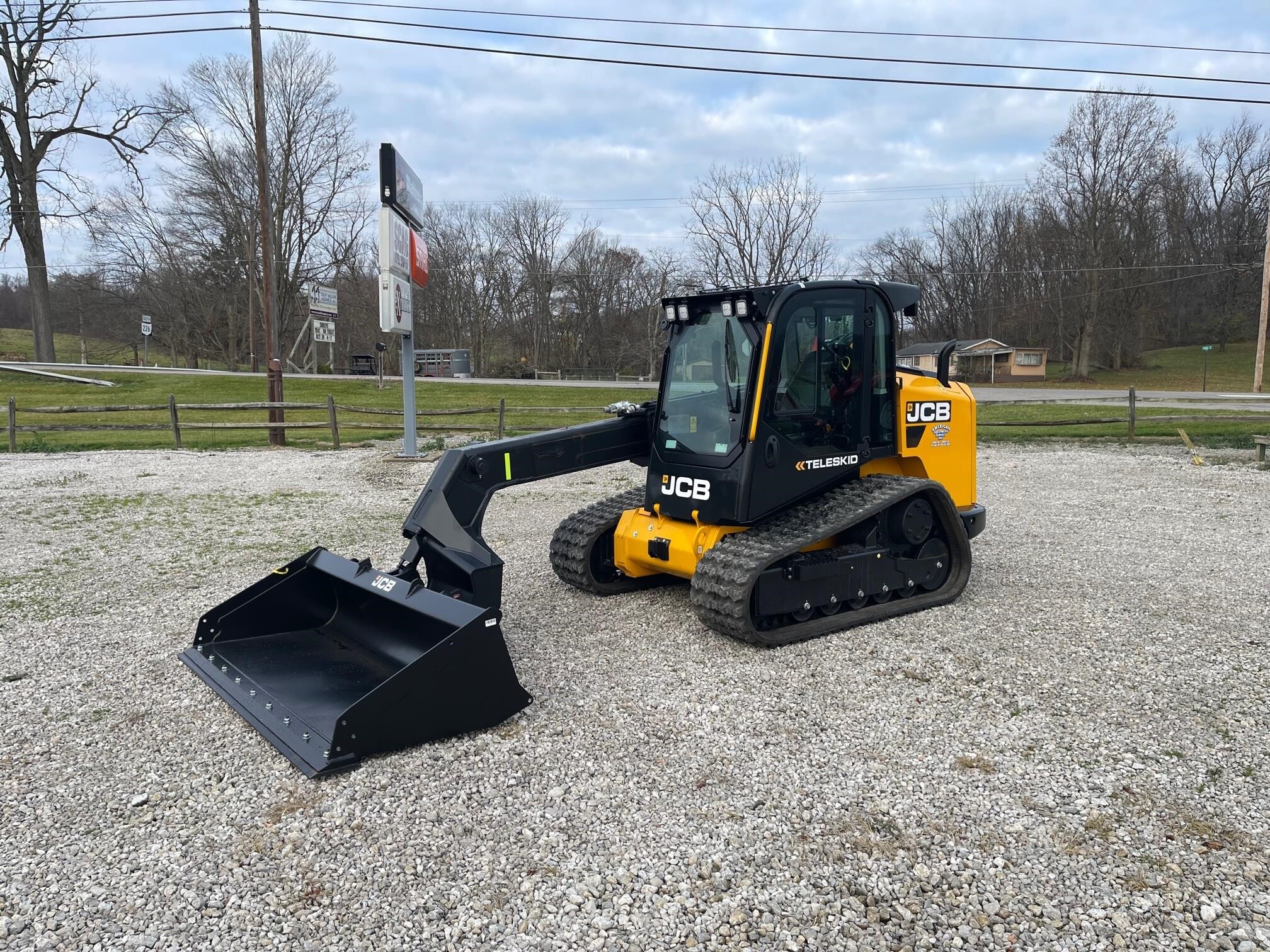 Photo of a 2025 JCB 3TS-8T