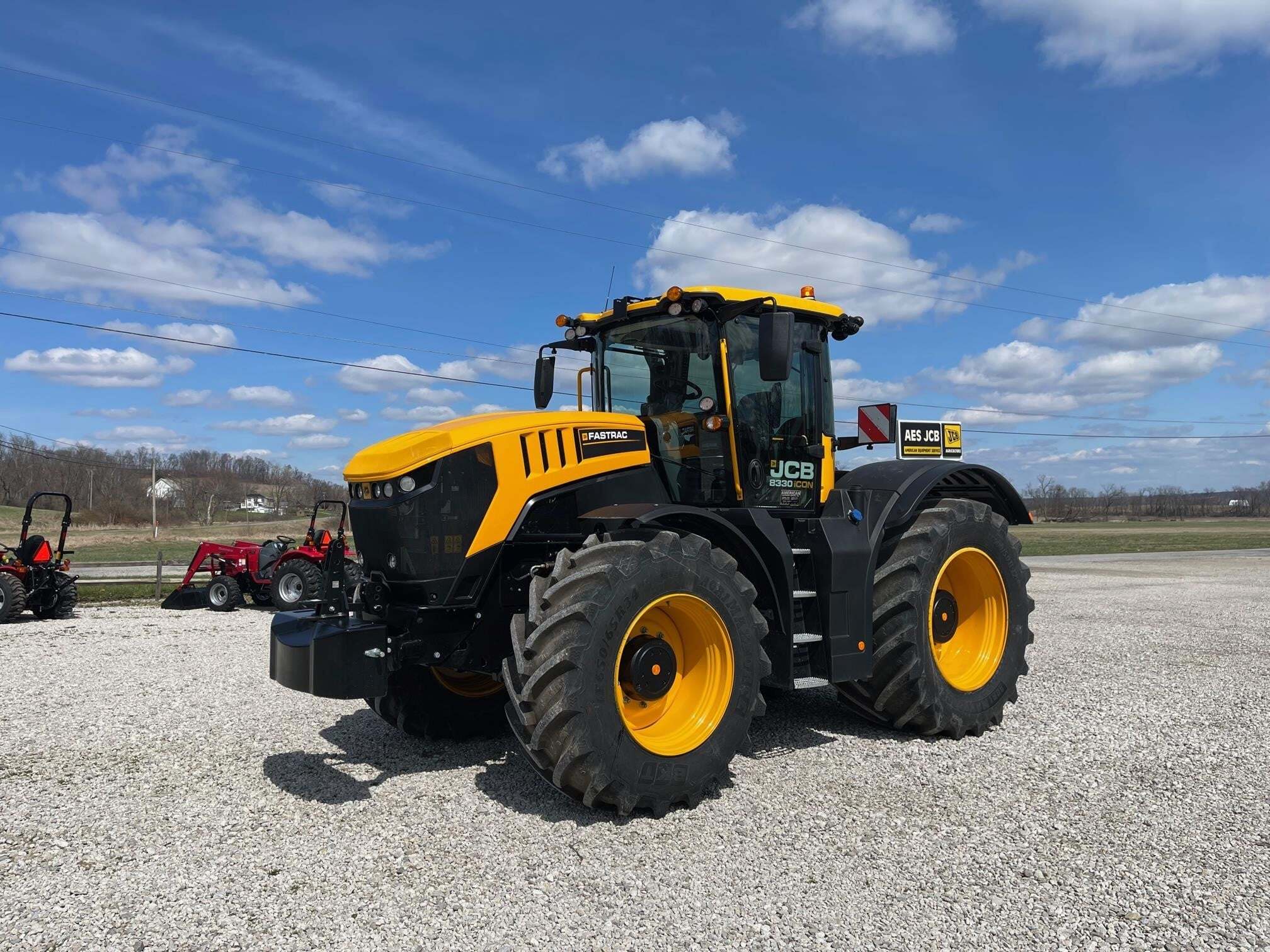 Photo of a 2025 JCB FASTRAC 8330
