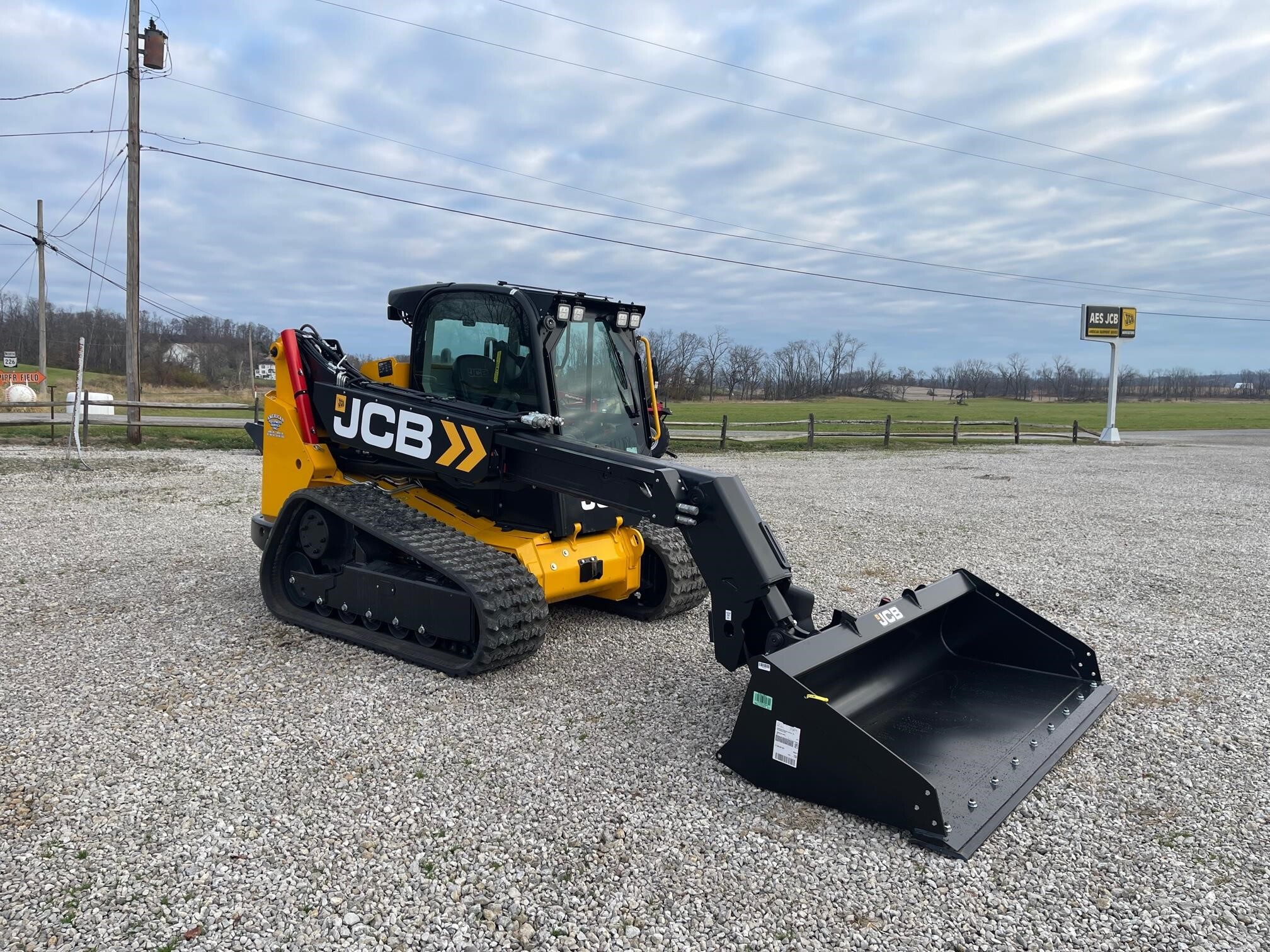 2025 JCB 3TS-8T