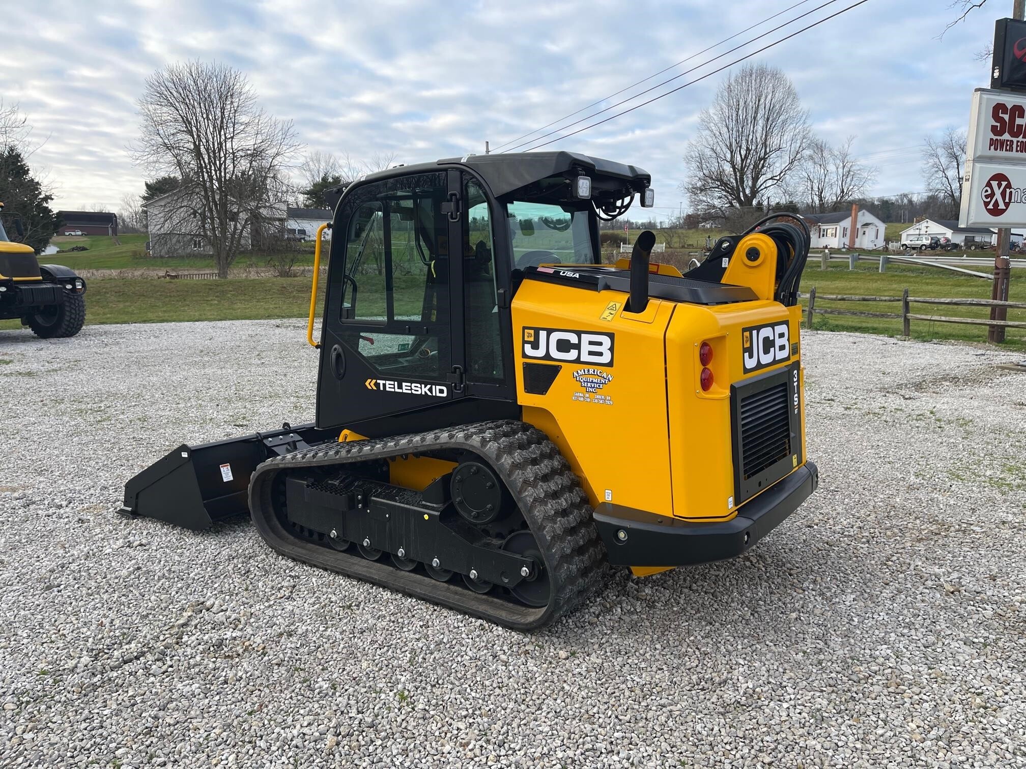 2025 JCB 3TS-8T