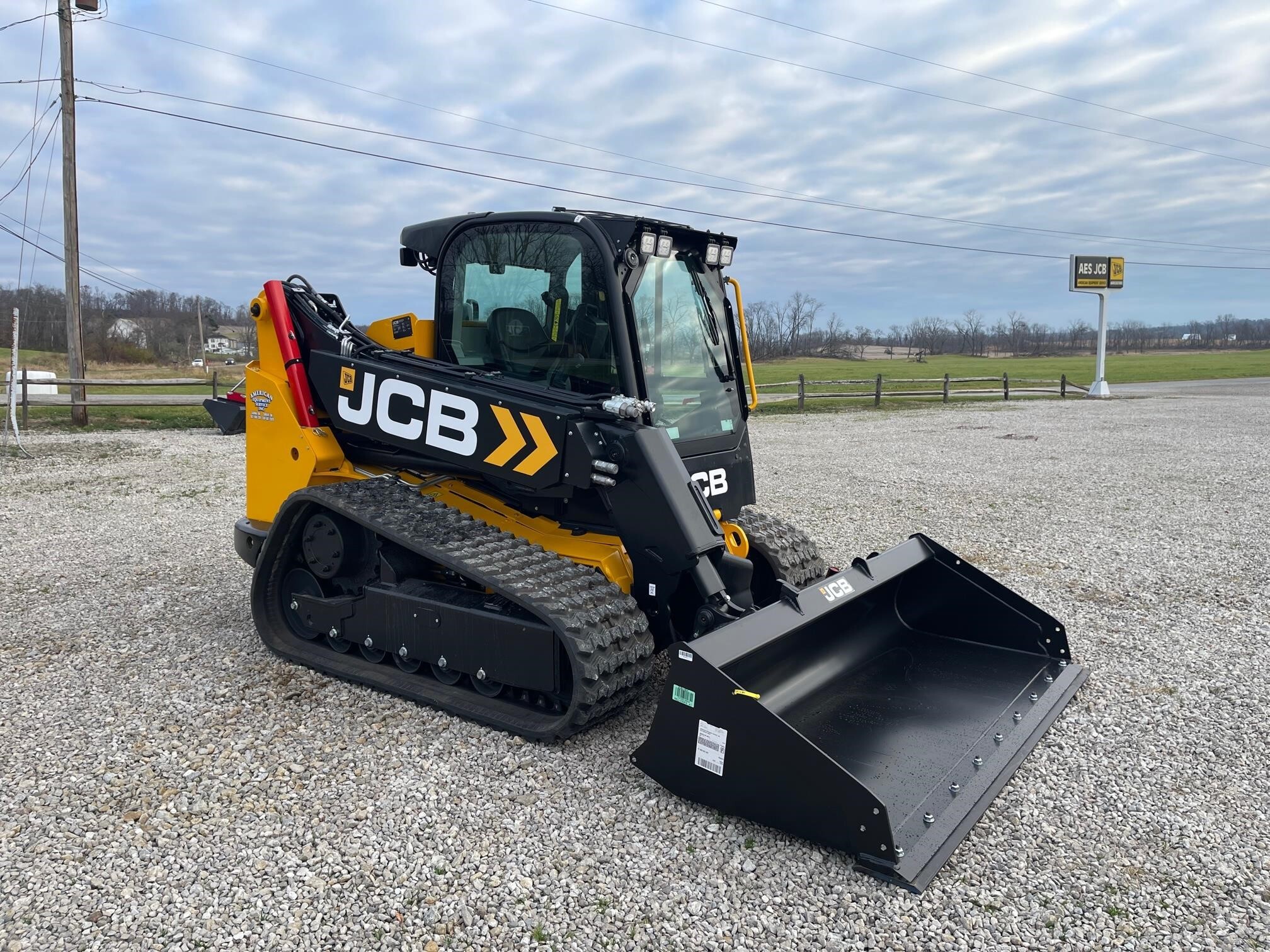 2025 JCB 3TS-8T