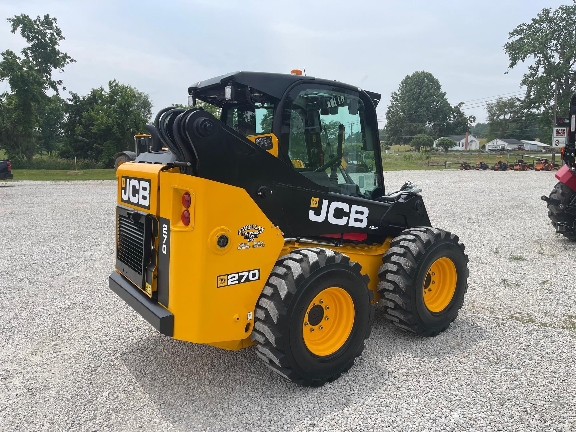 2025 JCB 270