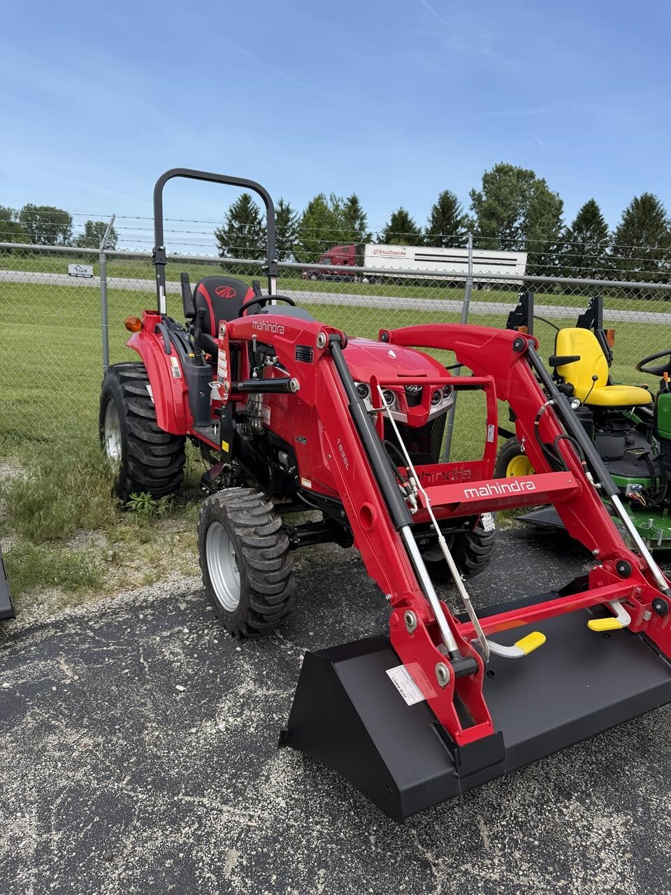 2026 Mahindra 1635