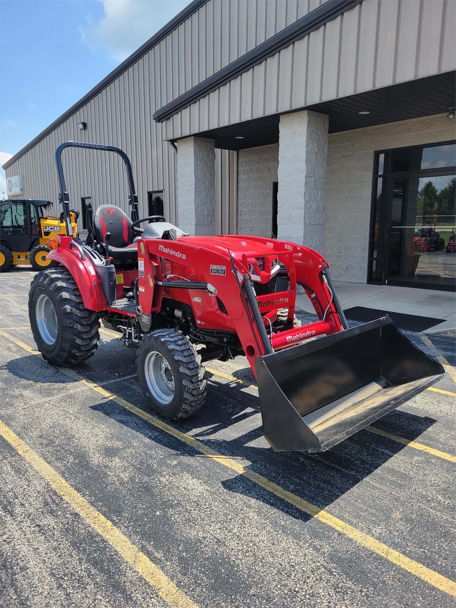 2026 Mahindra 1635 HST
