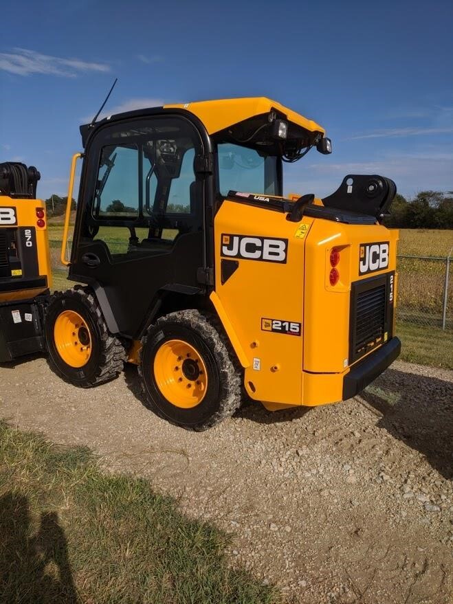 2025 JCB 215