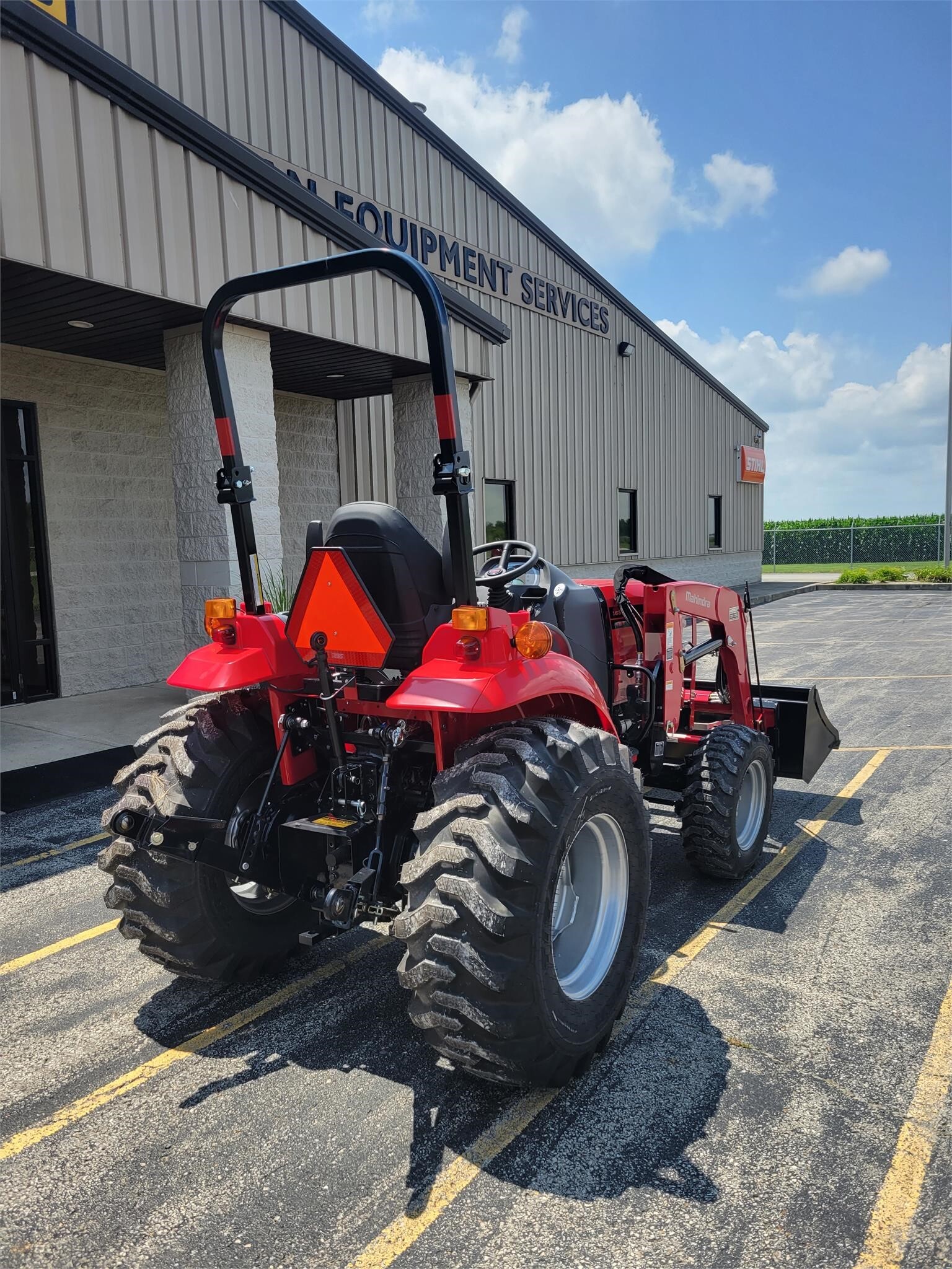 2026 Mahindra 1635 HST
