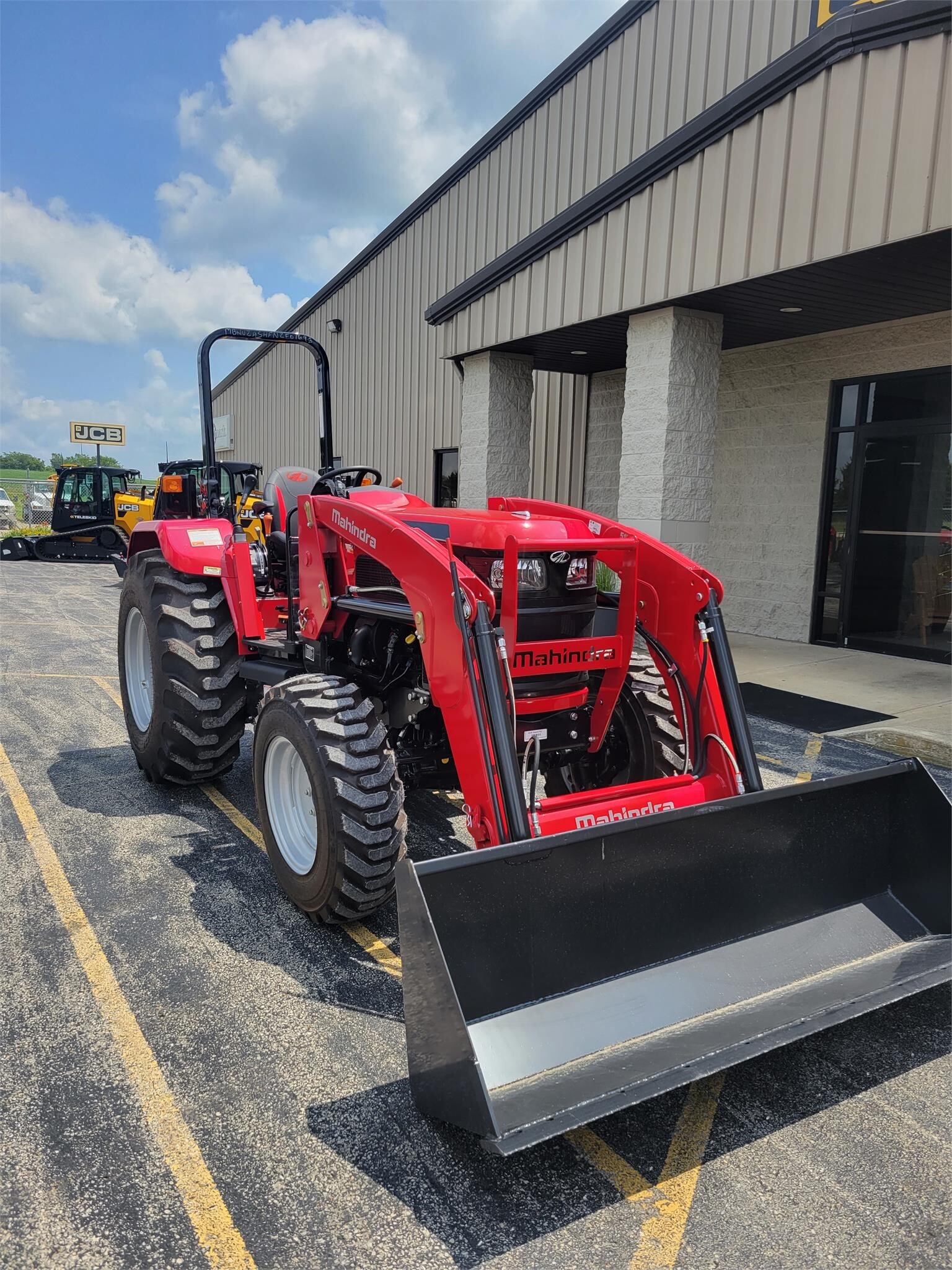 2025 Mahindra 5145