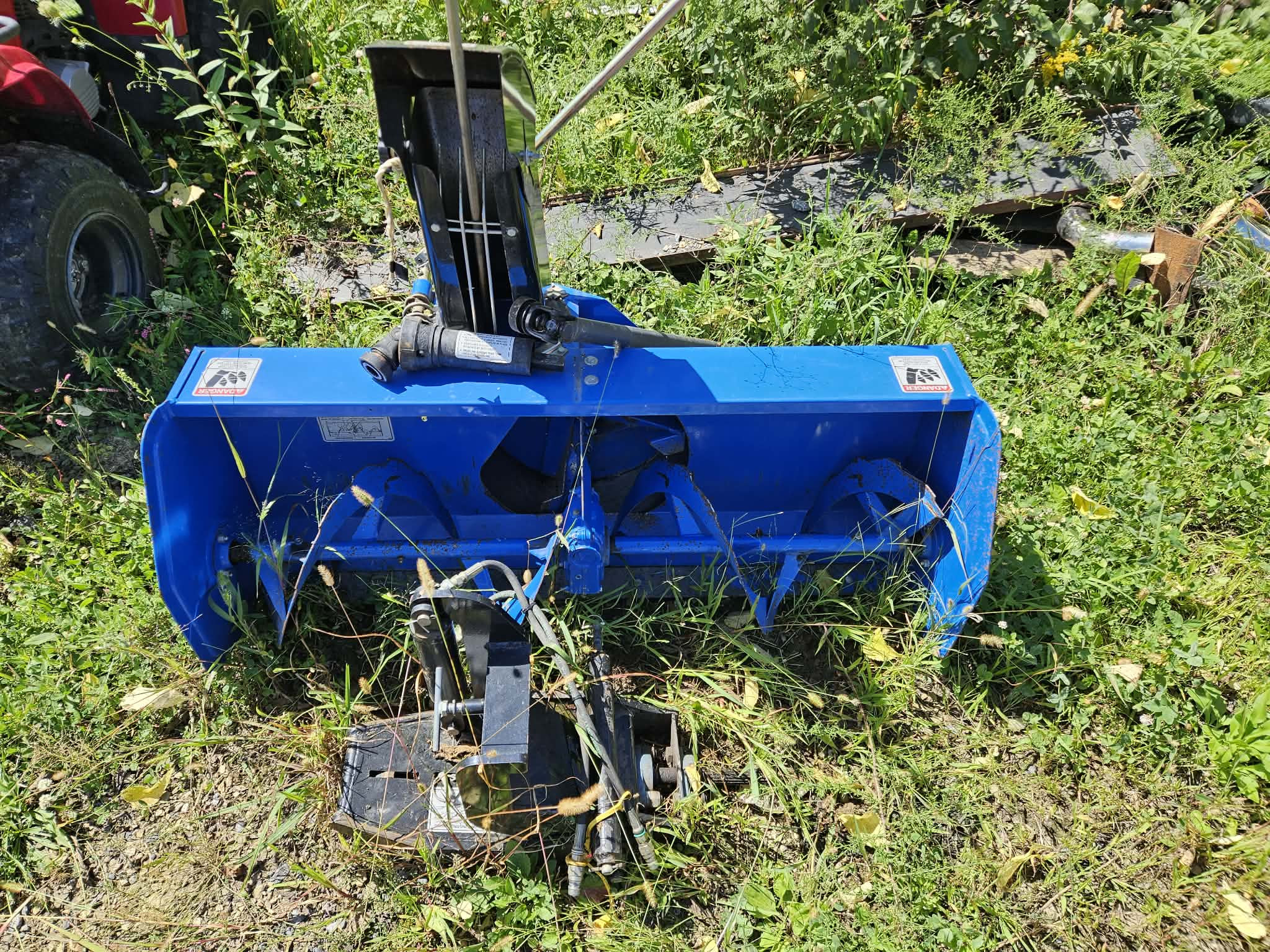 0 New Holland Boomer™ Sub-Compact - TZ25DA