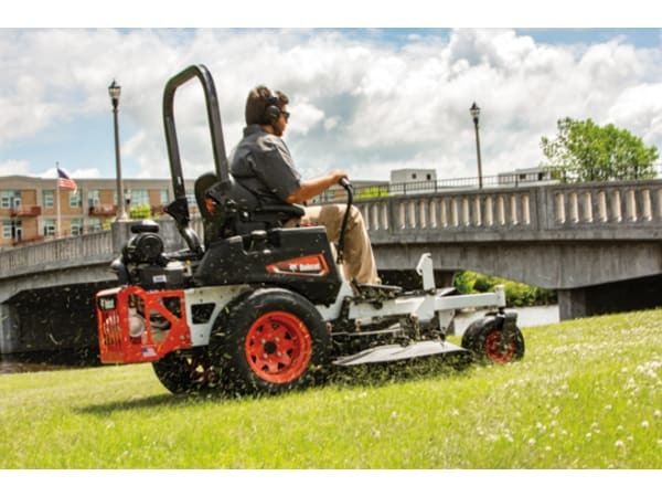 2026 Bobcat ZT3500 - 61” Deck
