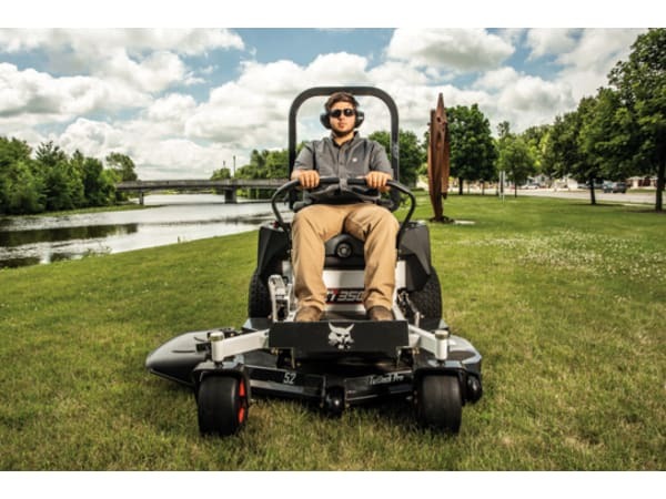 2026 Bobcat ZT3500 - 61” Deck