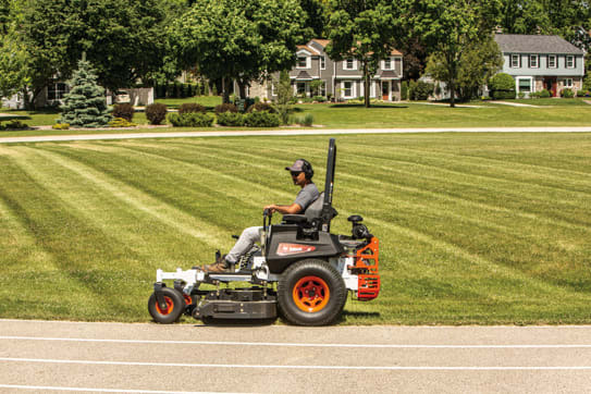 2025 Bobcat ZT7000 EFI - 72” Deck