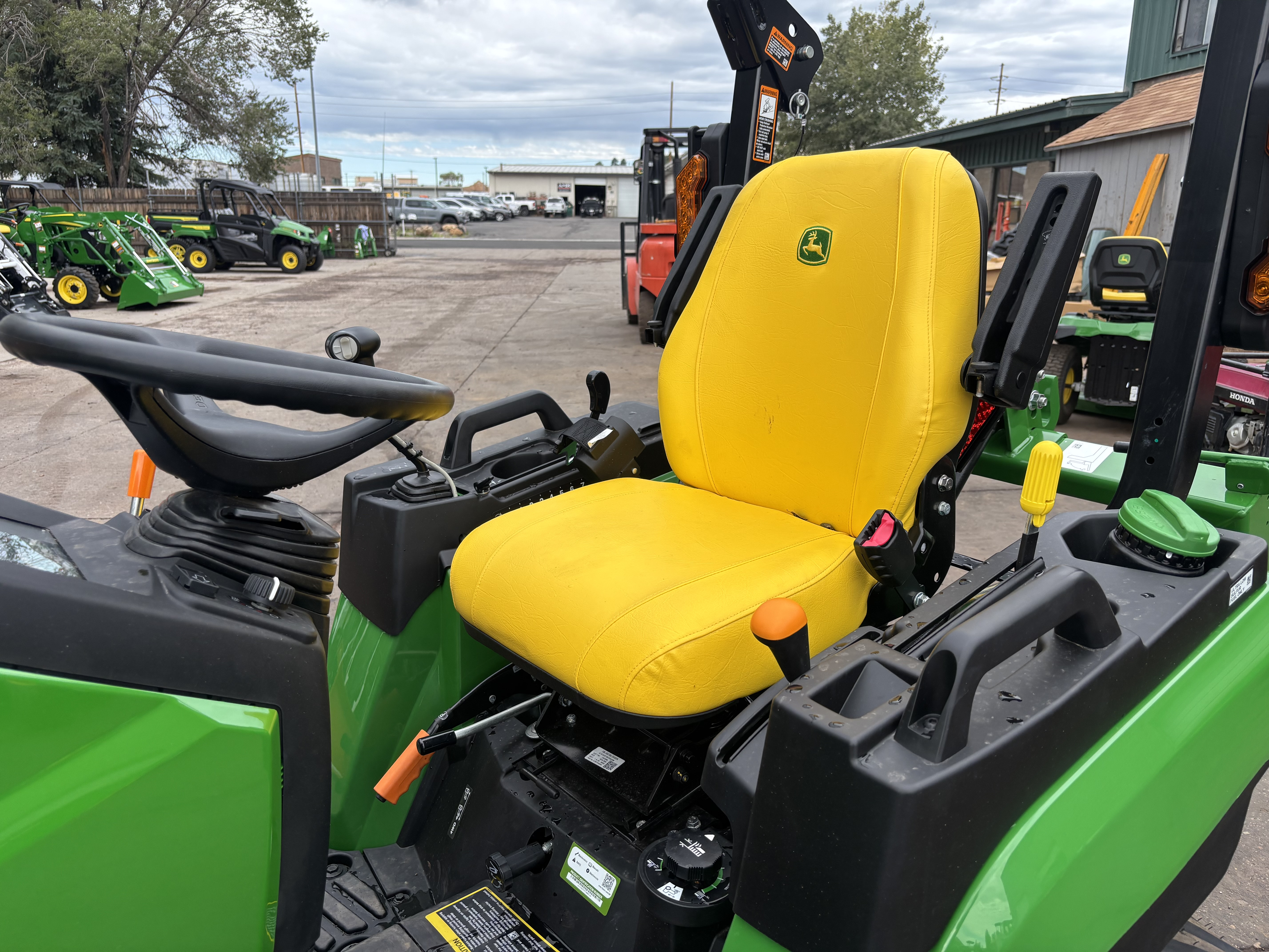 2026 John Deere 1M 25