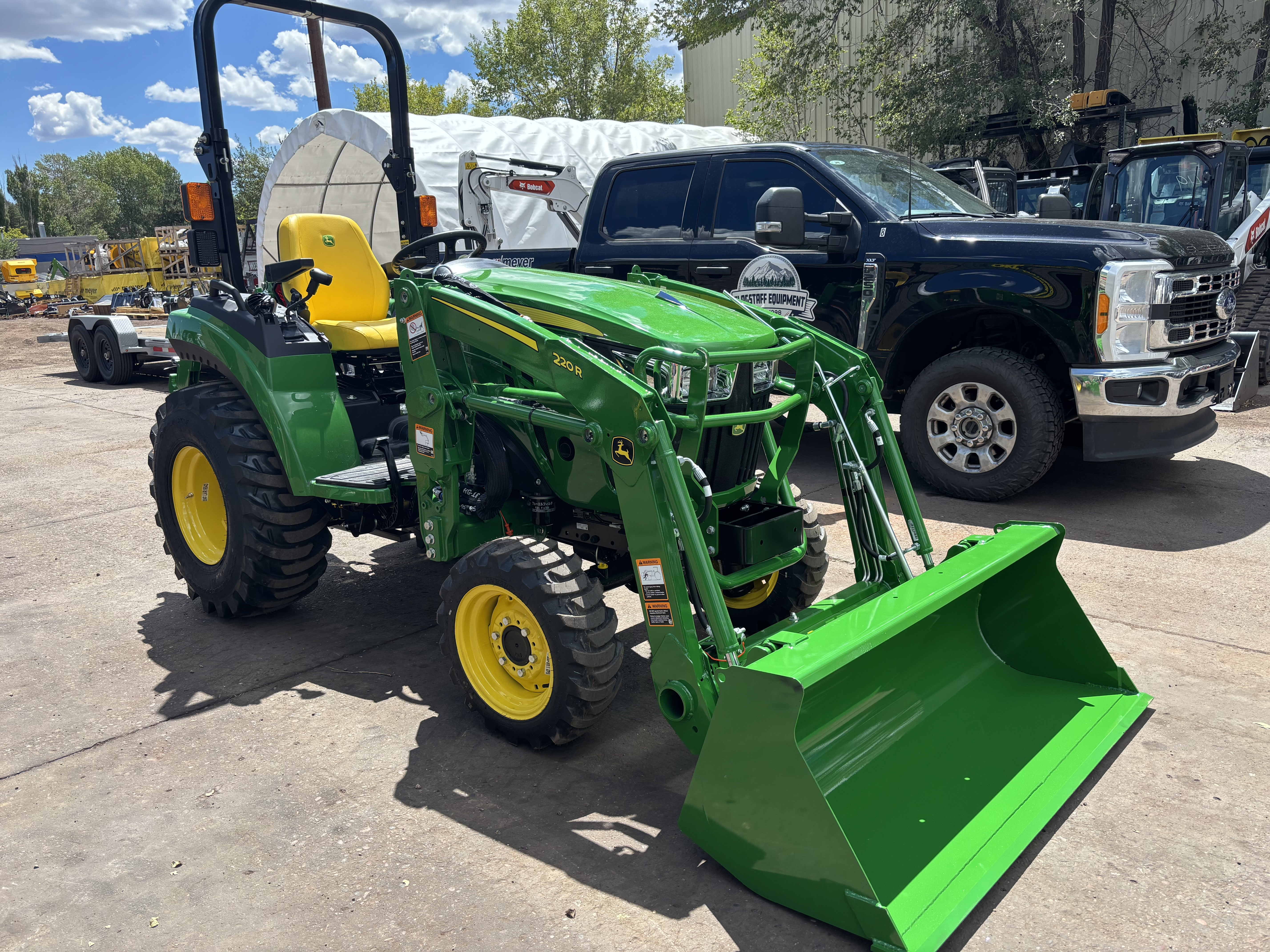 2026 John Deere 2032R