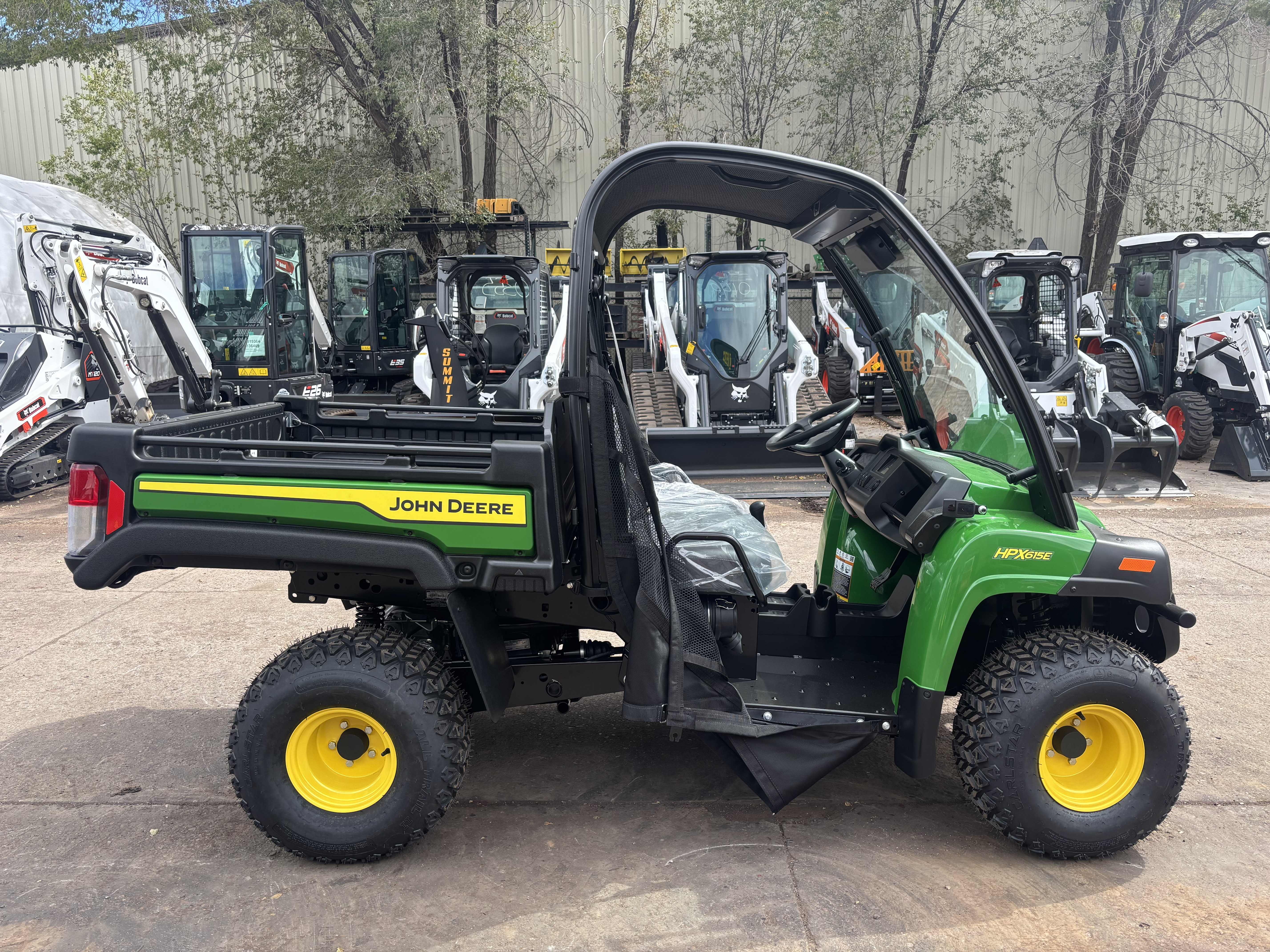 2026 John Deere GATOR HPX 615E