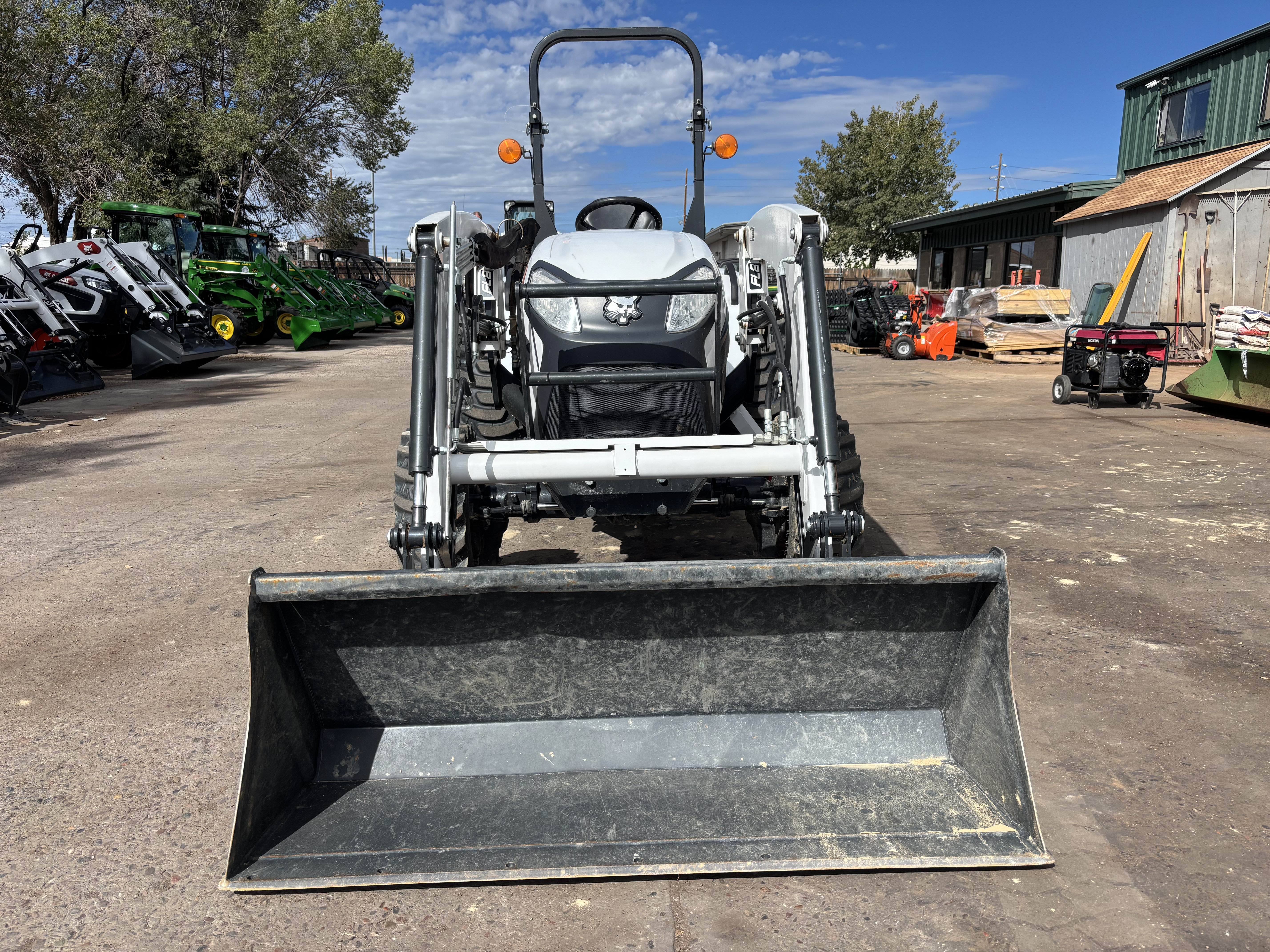 2025 Bobcat CT2035 HST