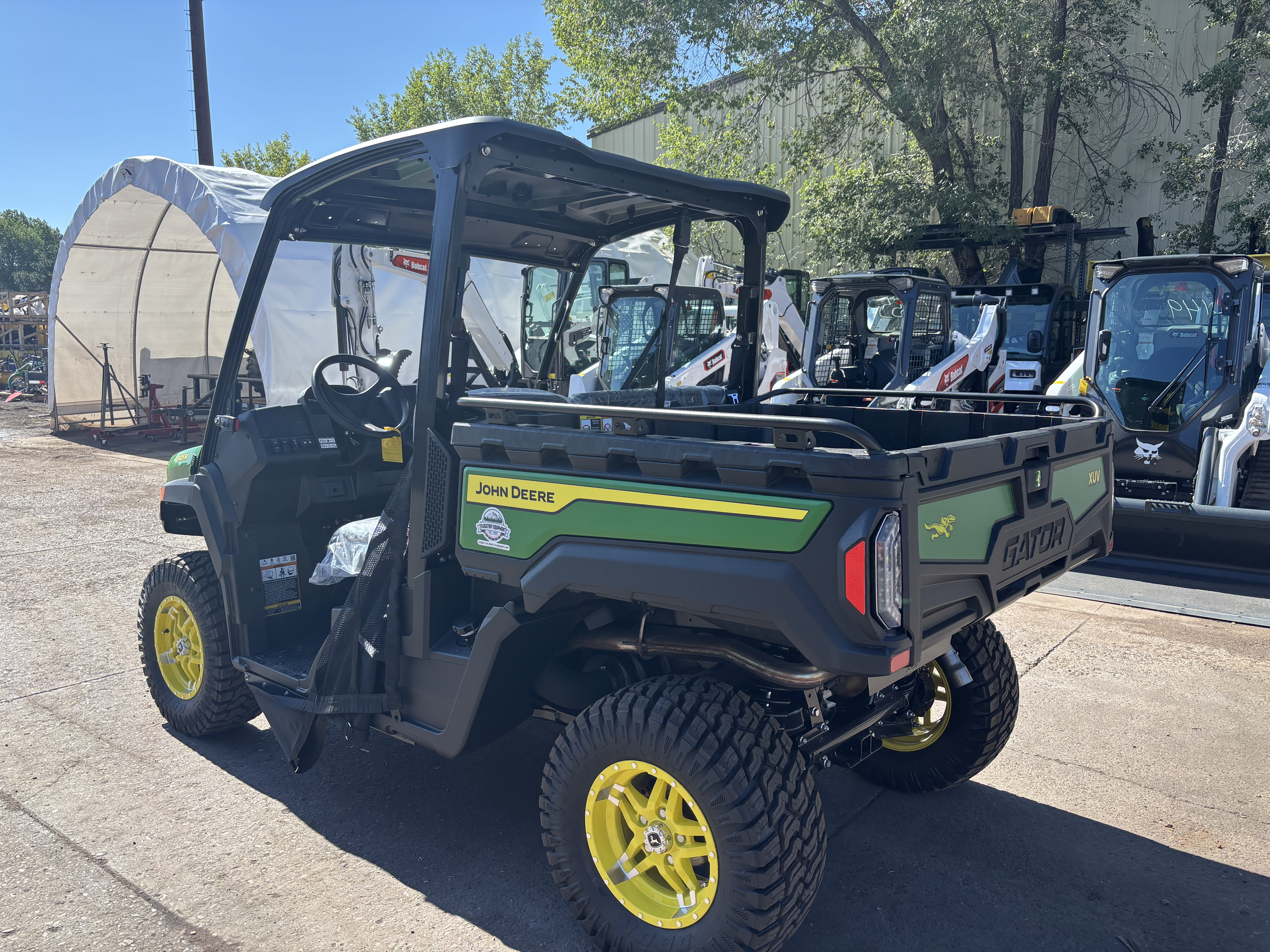 2026 John Deere GATOR XUV845M BASE