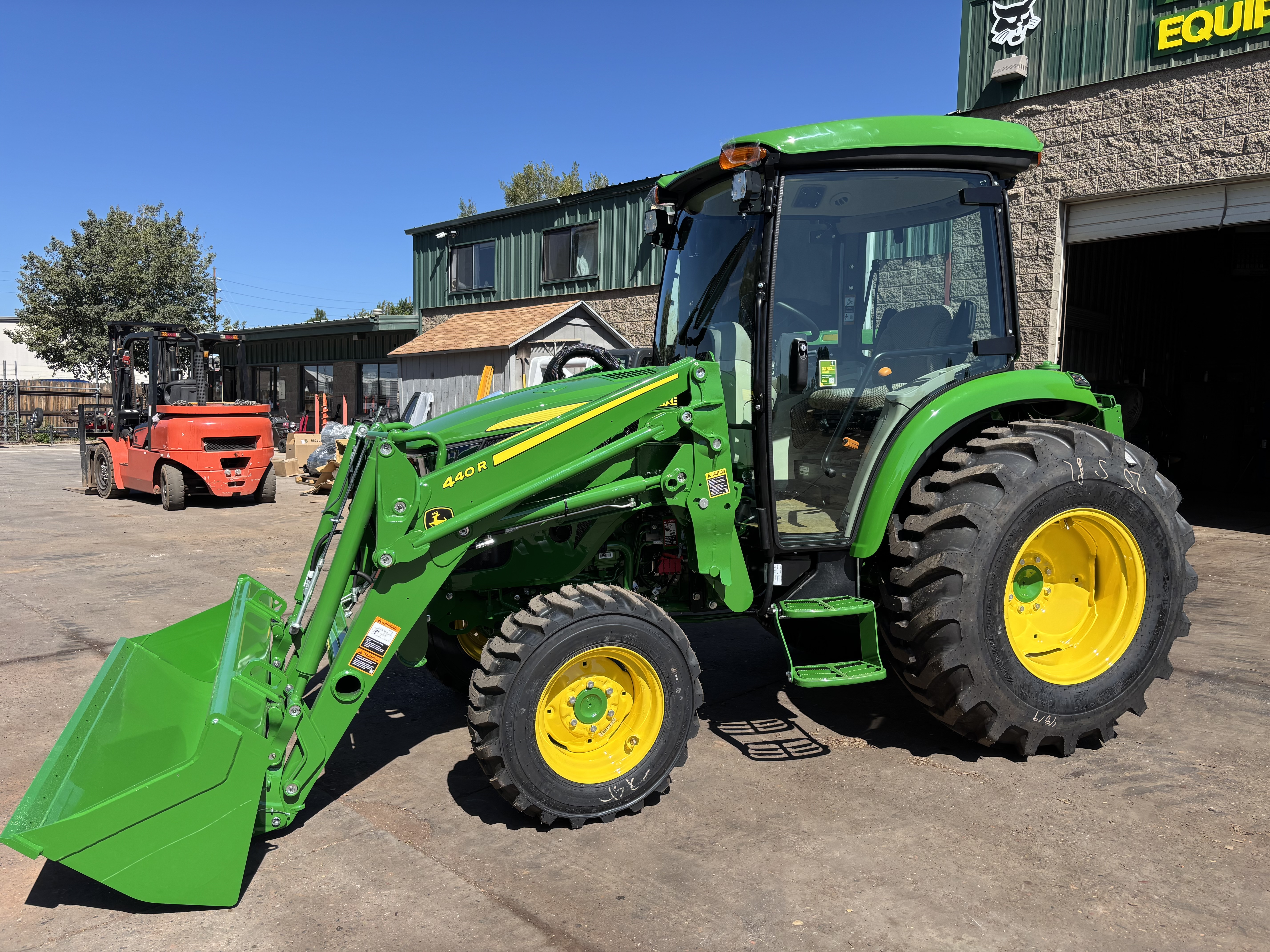 2026 John Deere 4044R