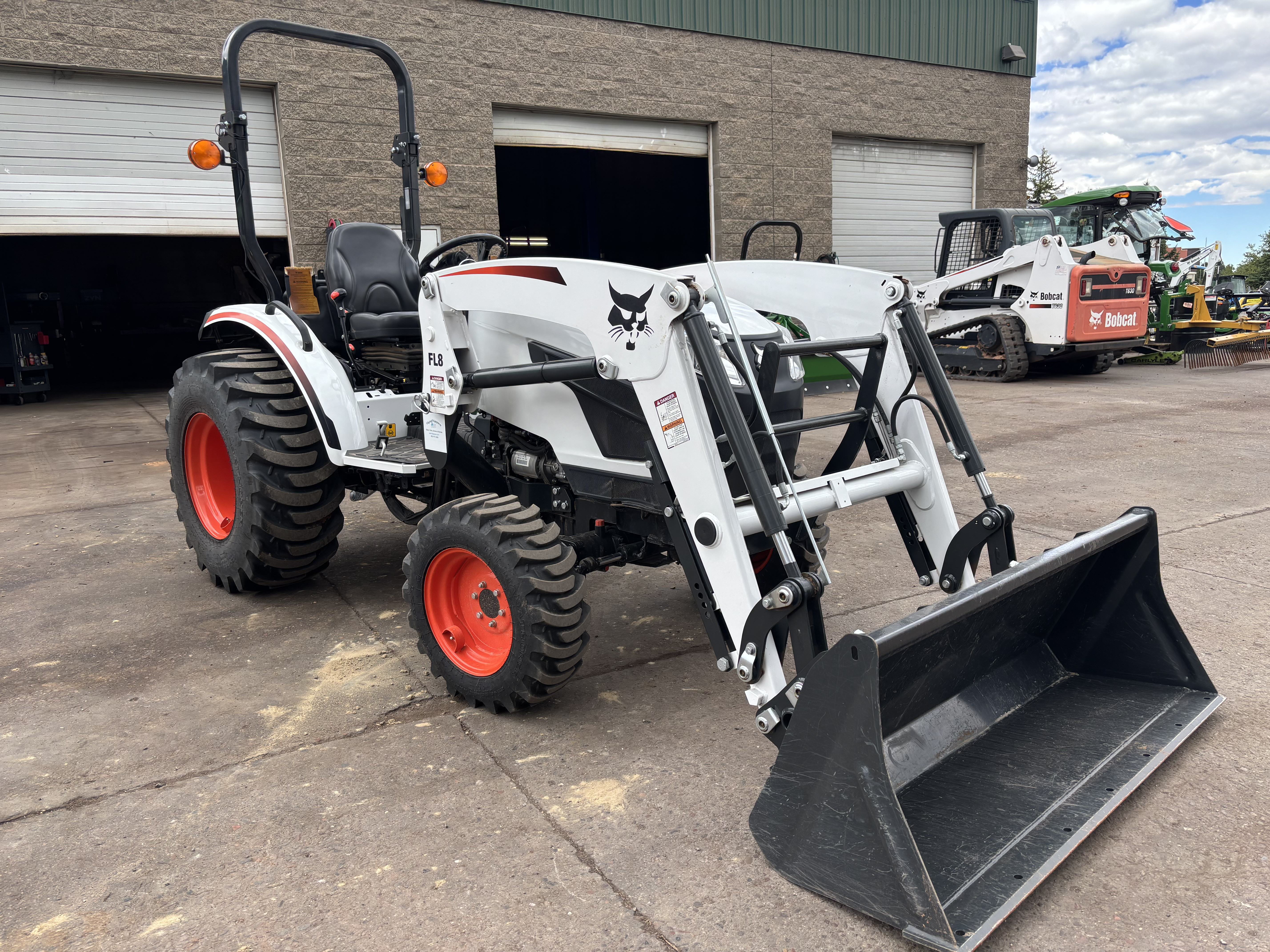 2023 Bobcat CT2035 MST