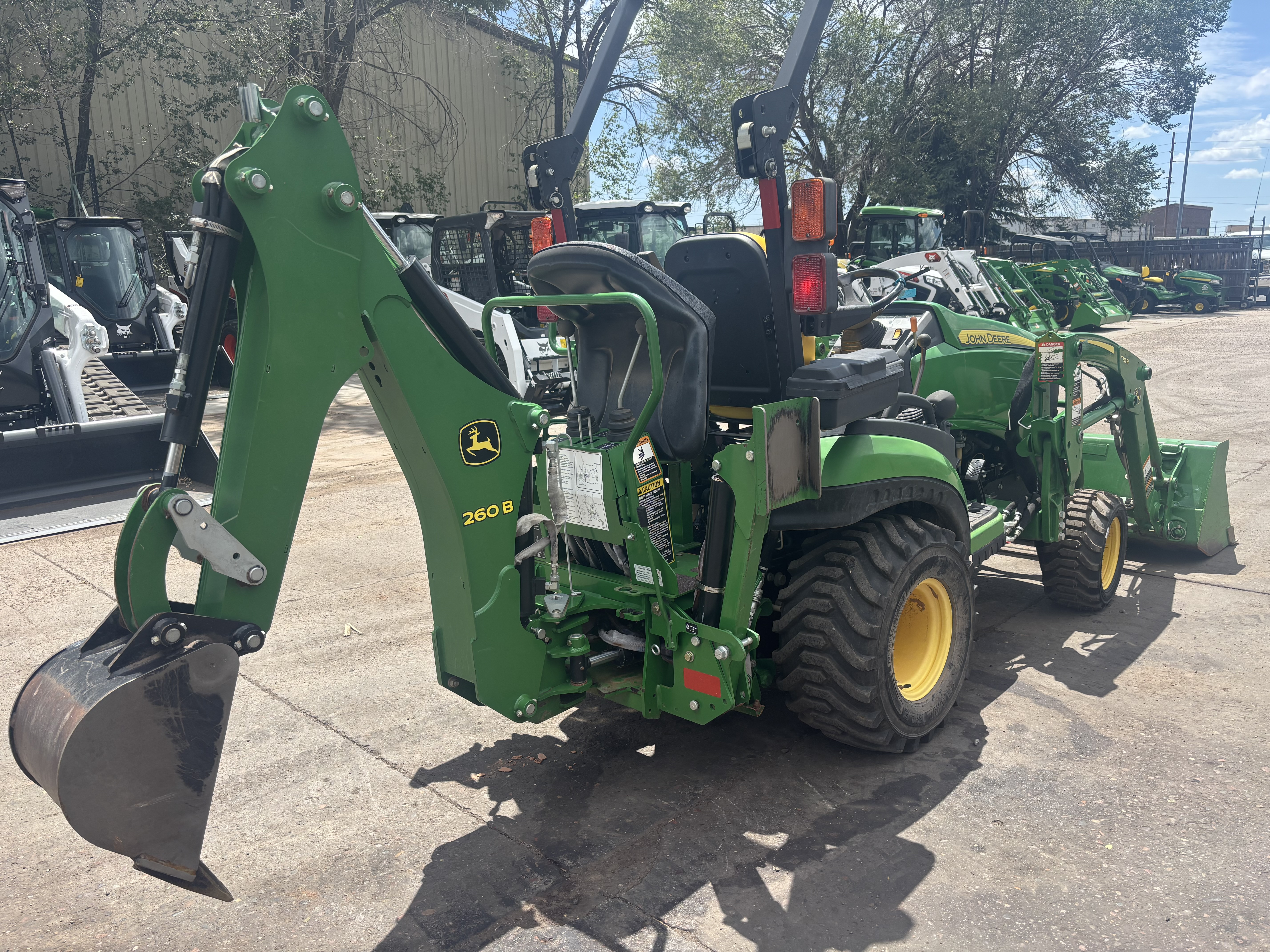 2017 John Deere 1 Family 1025R