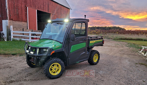 2026 John Deere GATOR XUV845M HVAC CAB