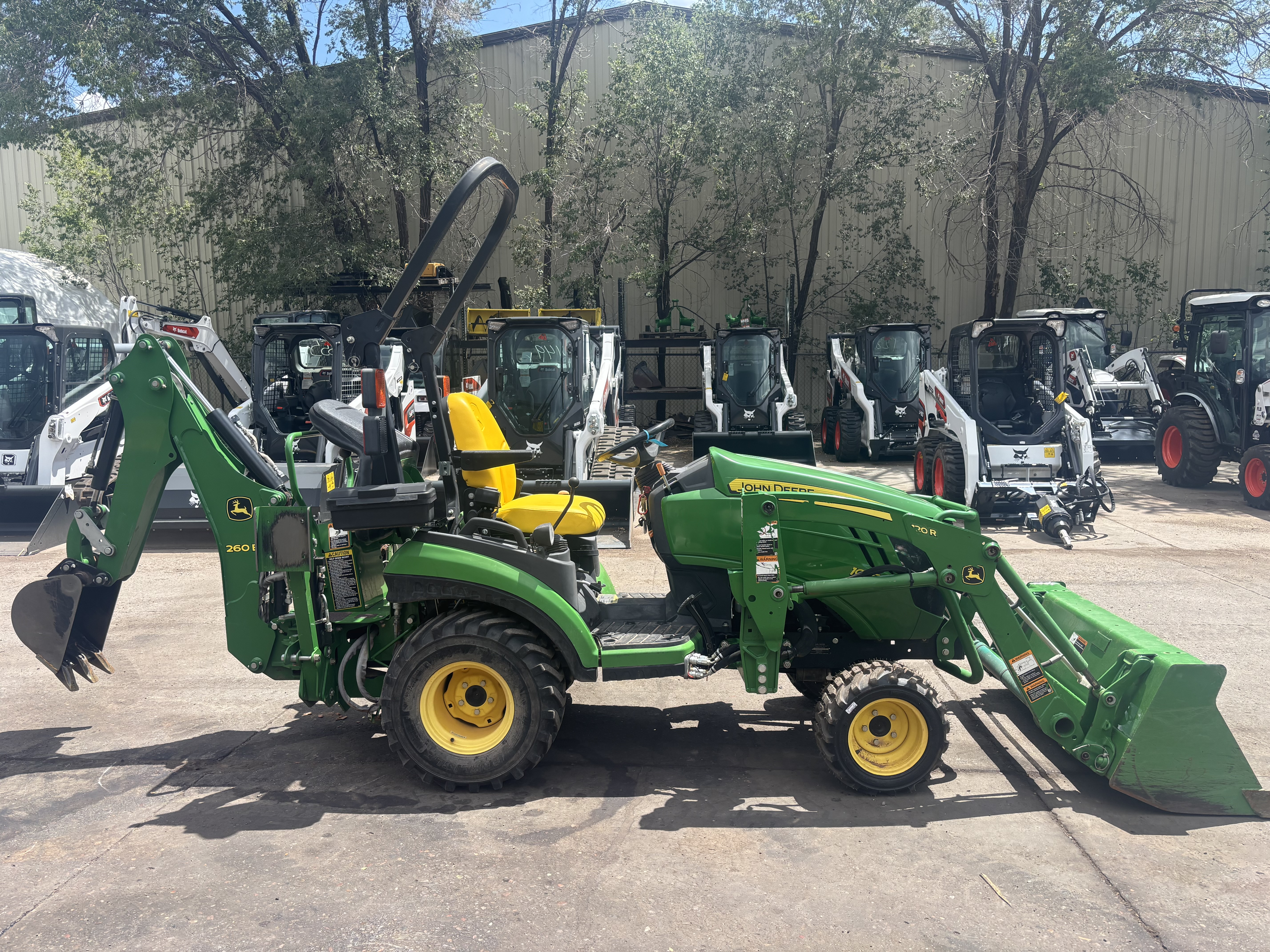 2017 John Deere 1 Family 1025R