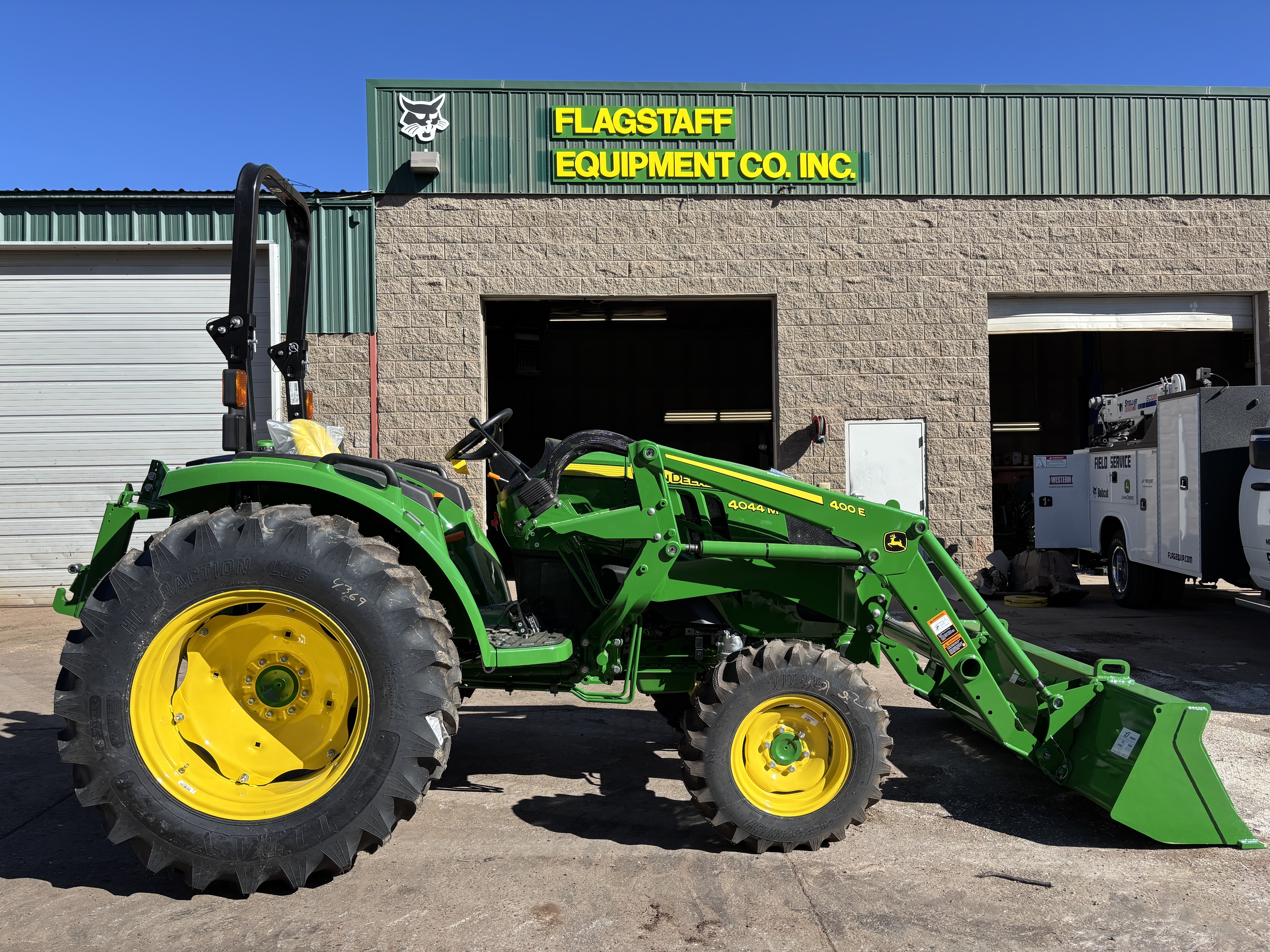 Photo of a 2026 John Deere 4044M