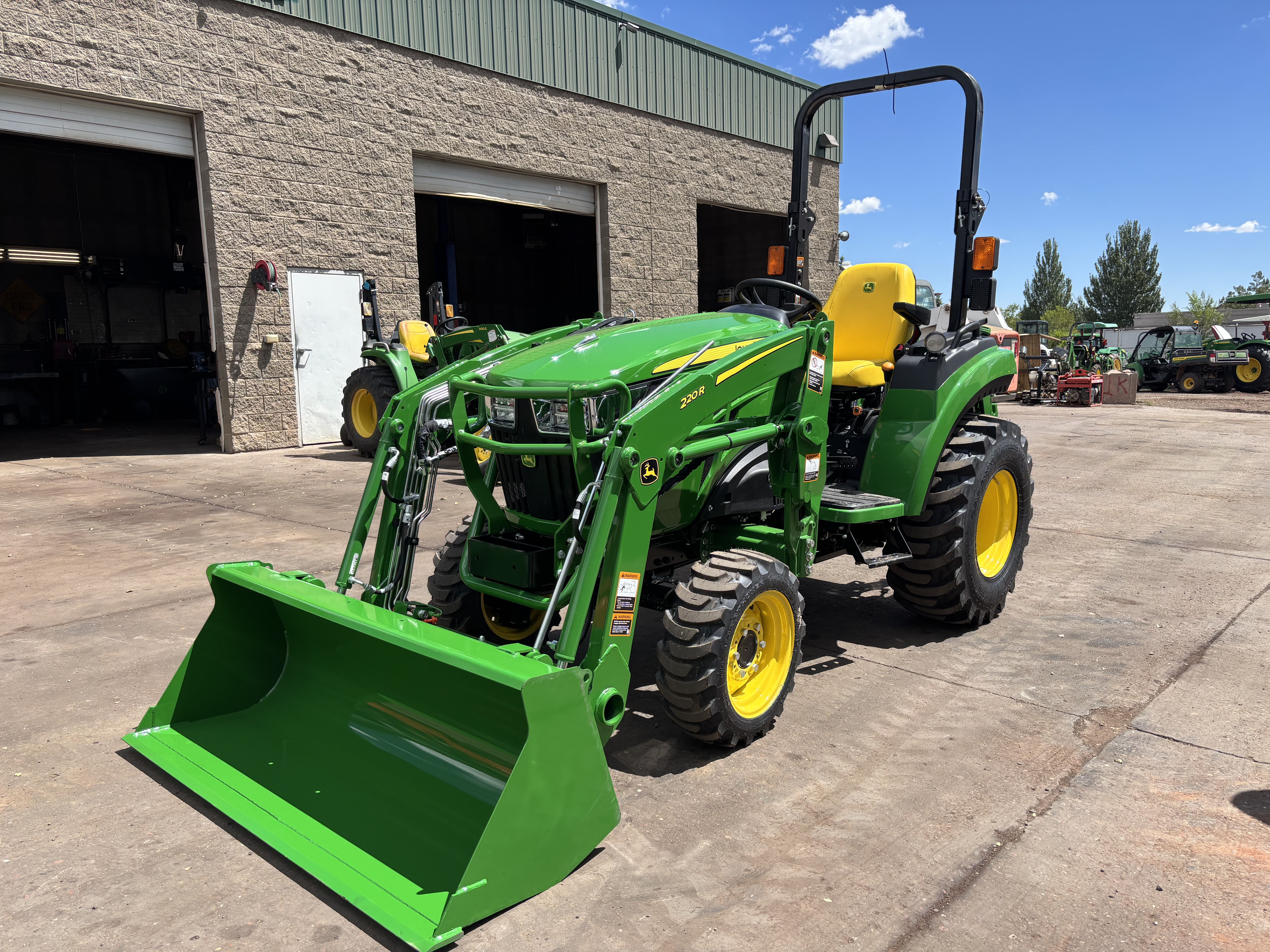2026 John Deere 2032R