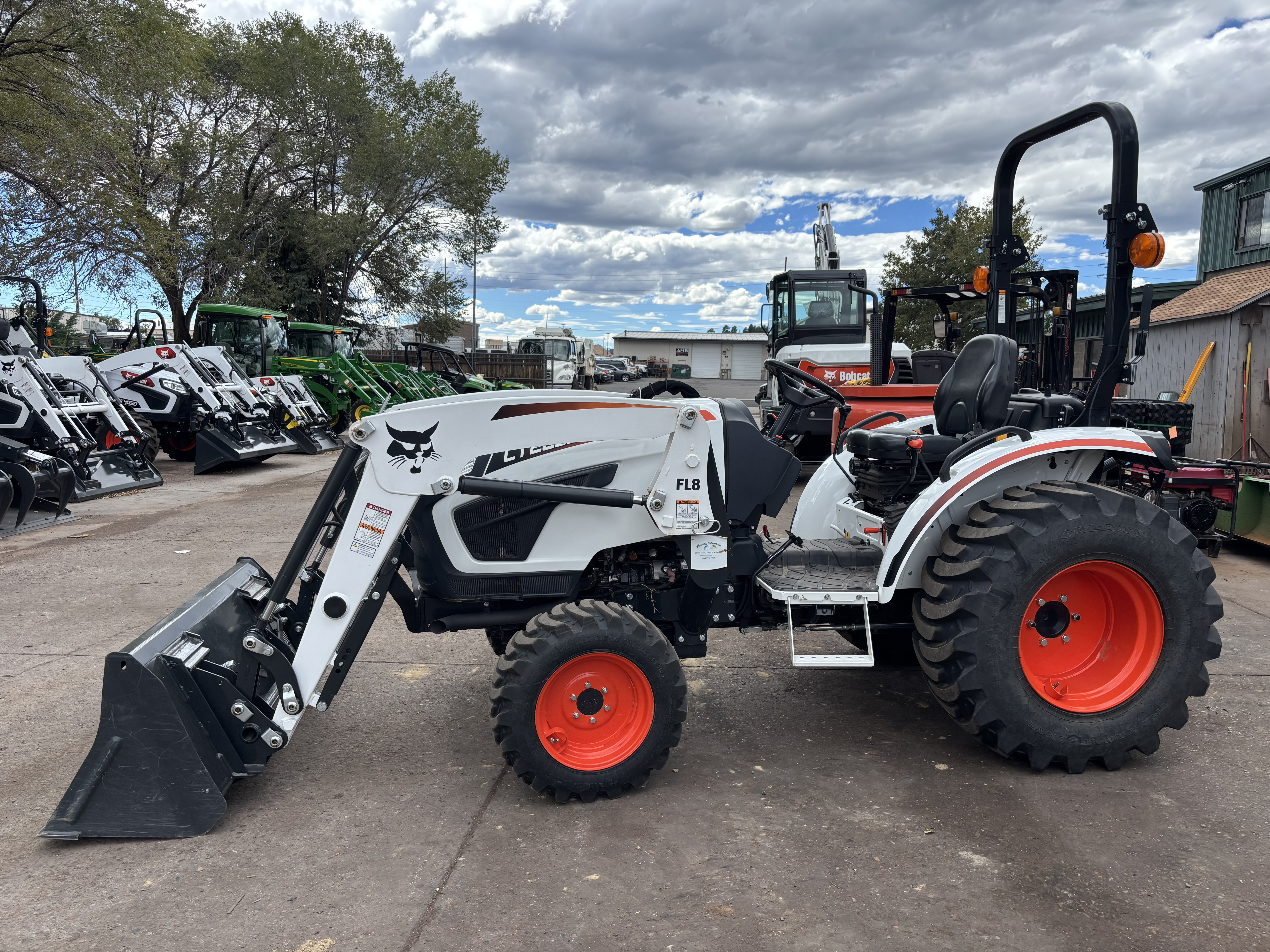 2023 Bobcat CT2035 MST