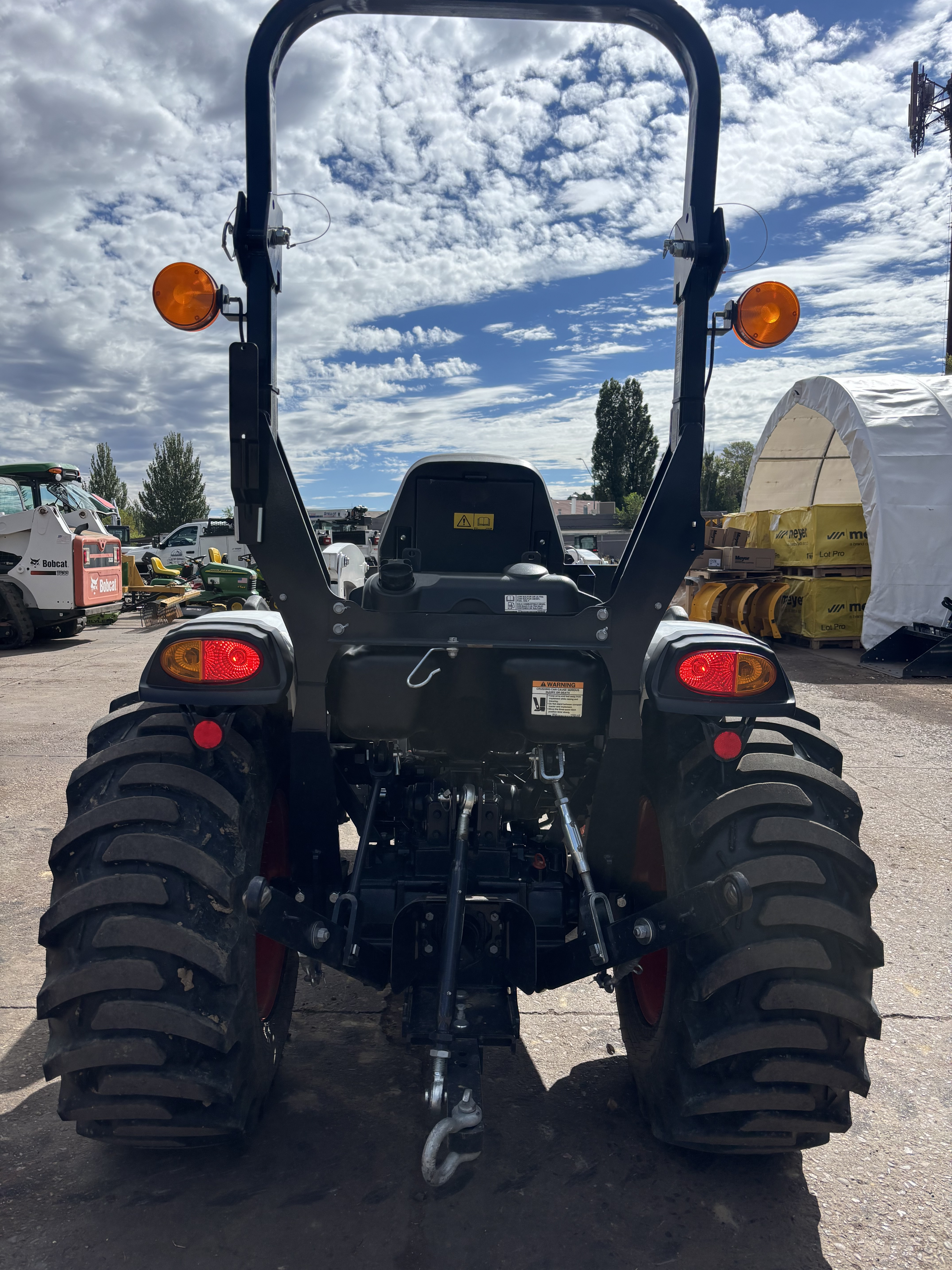 2025 Bobcat CT2035 HST
