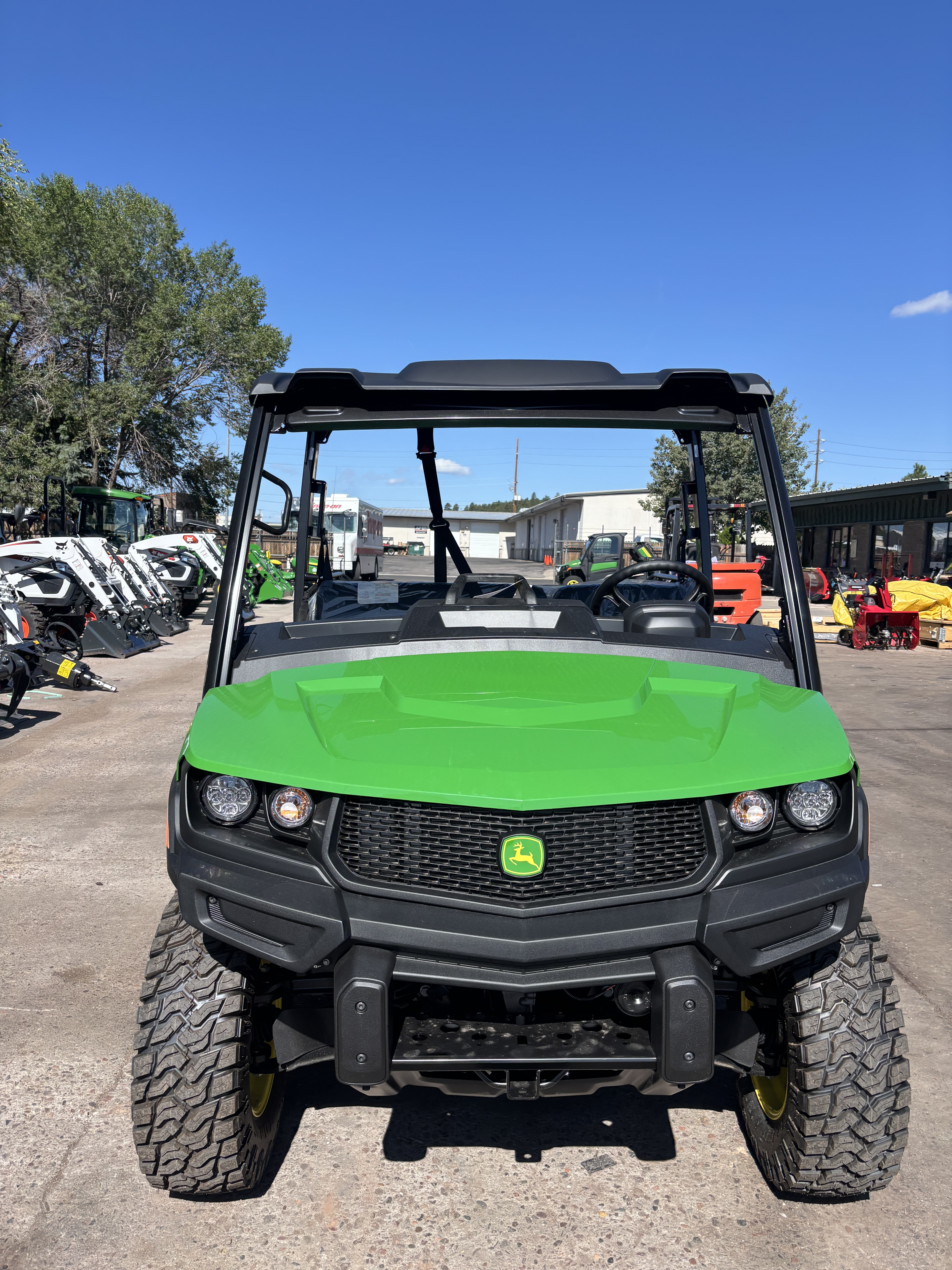 2026 John Deere GATOR XUV845M BASE