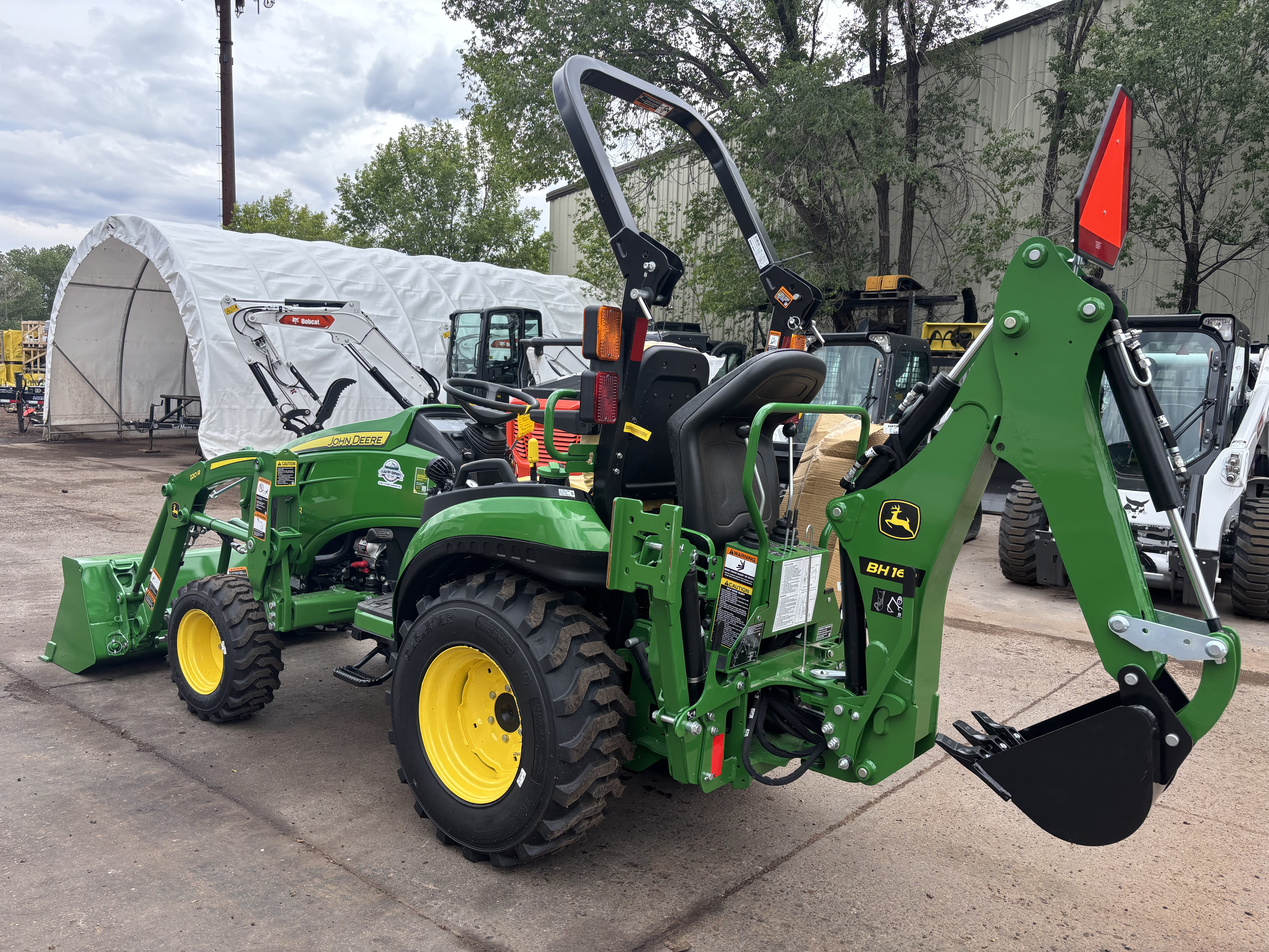 2026 John Deere 2025R